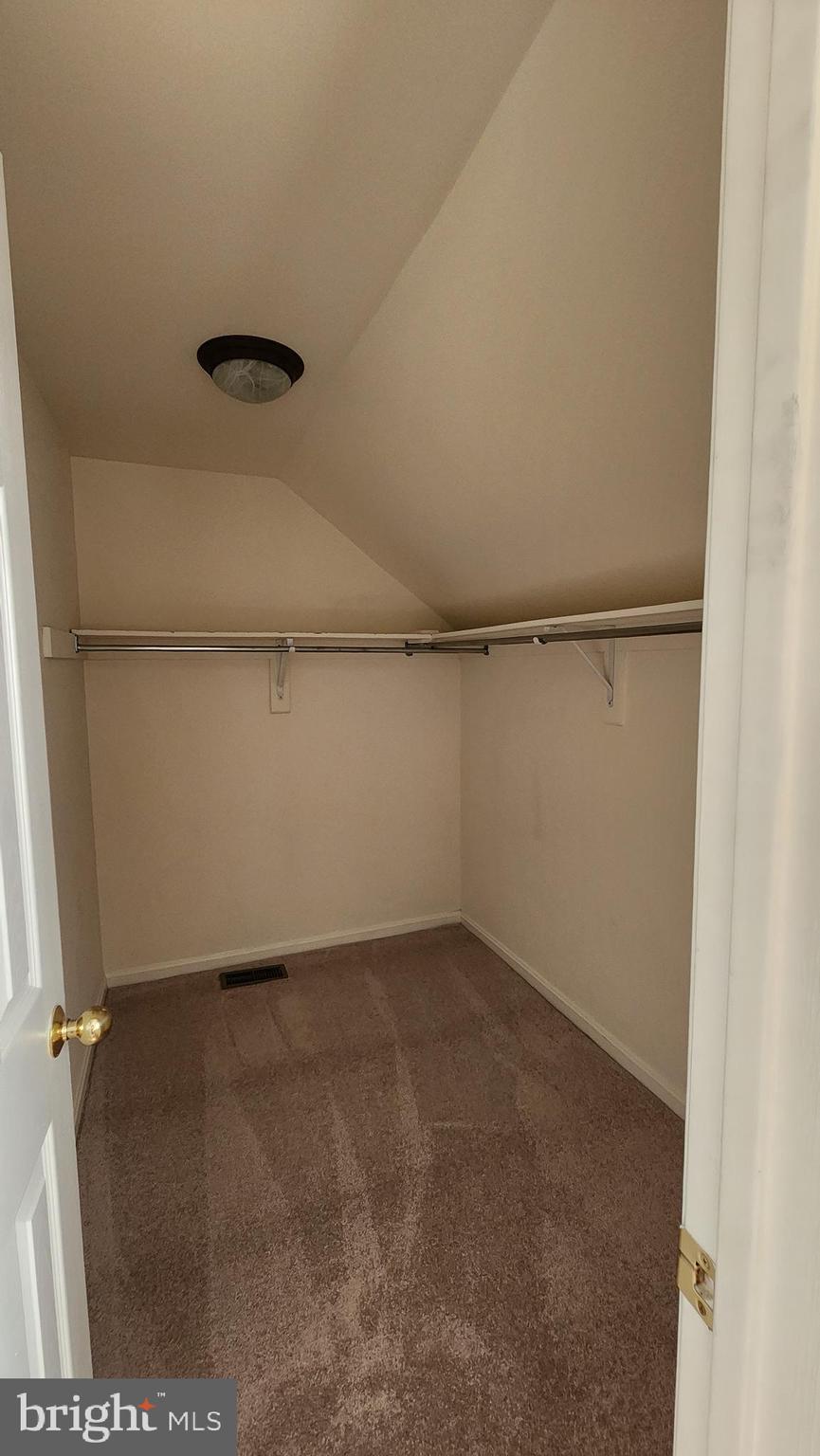 KINGSTOWNE - Residential