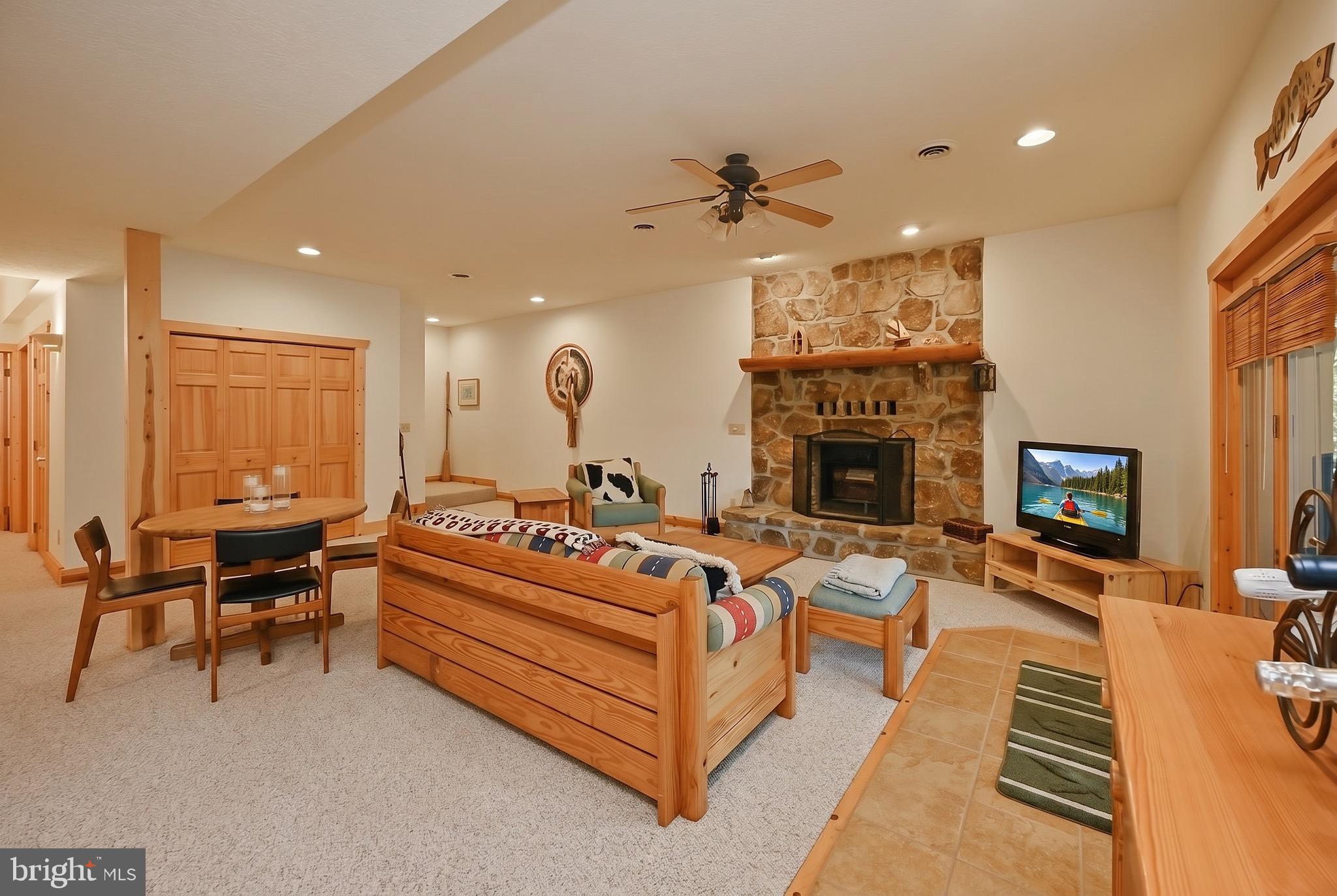 THOUSAND ACRES AT DCL - Residential
