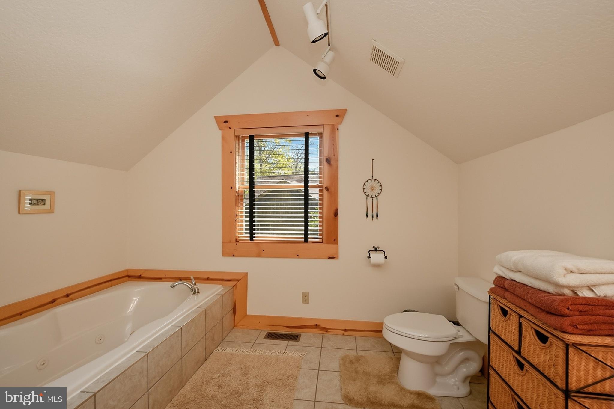 THOUSAND ACRES AT DCL - Residential
