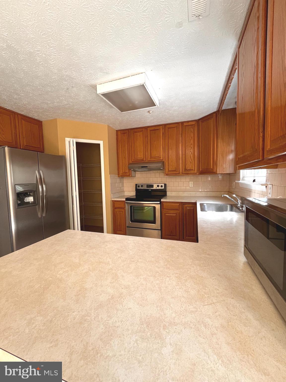 BOWLING BROOK FARMS - Residential Lease