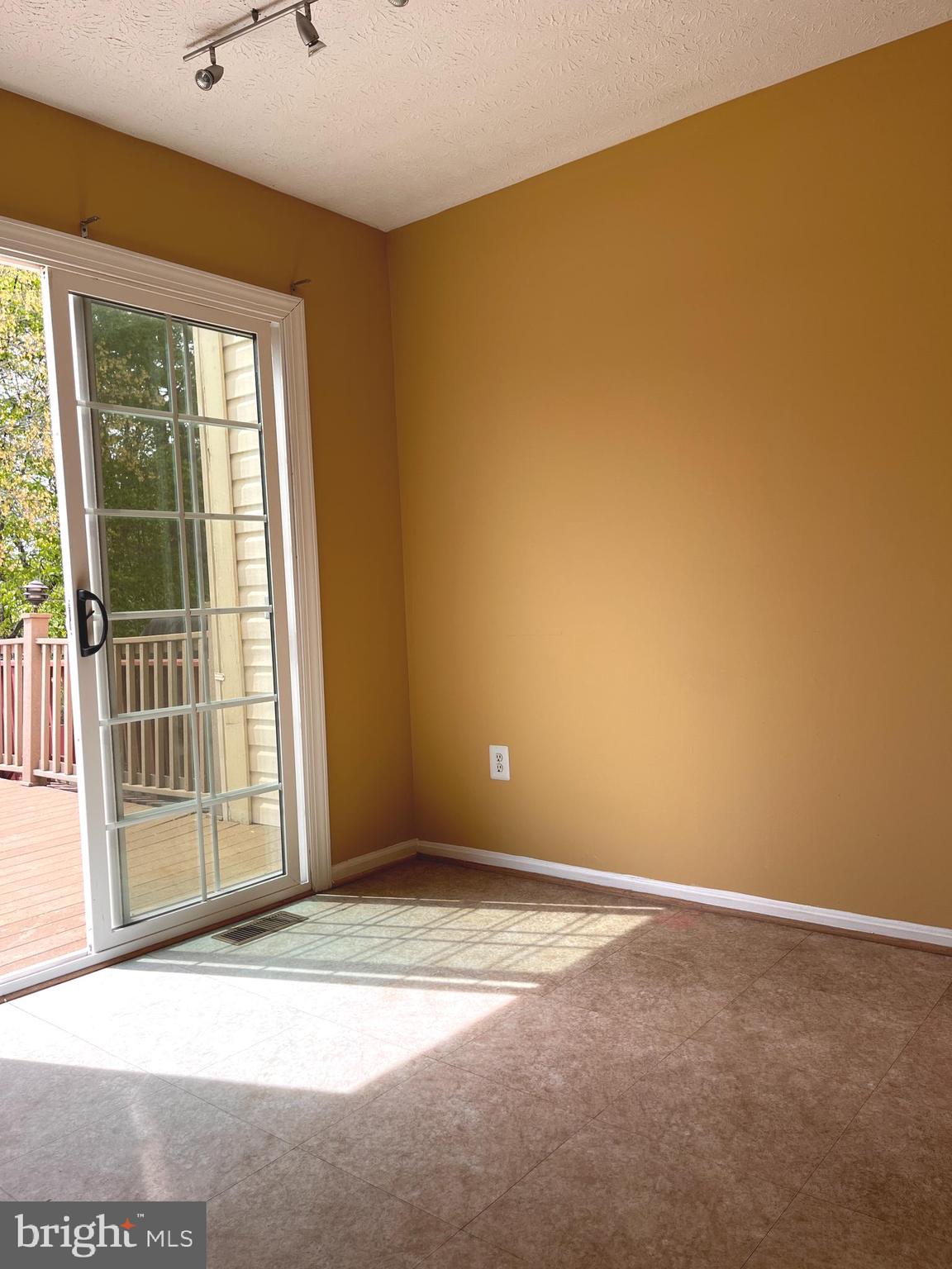 BOWLING BROOK FARMS - Residential Lease