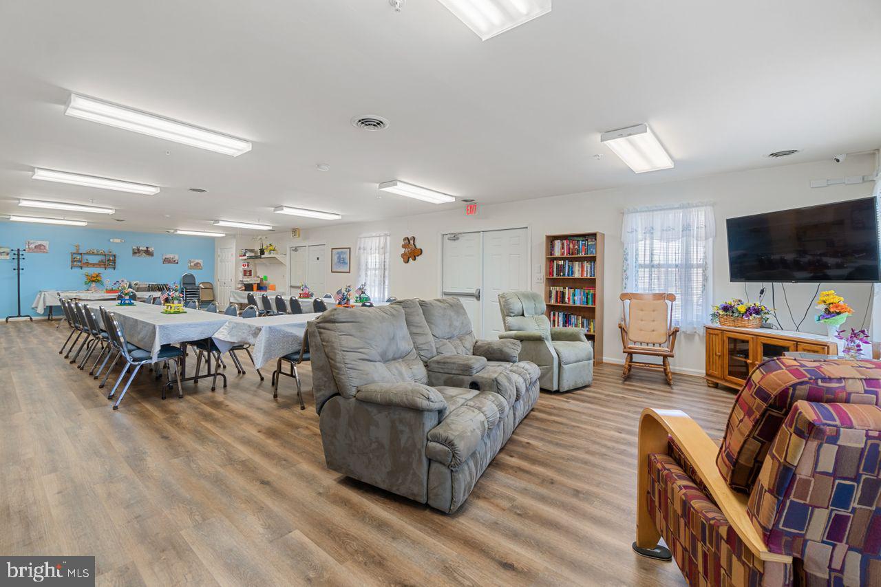 MARVIN GARDENS - Residential