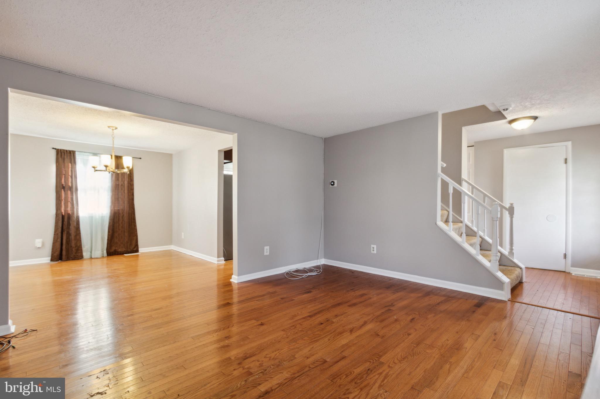 ROLLINGWOOD VILLAGE - Residential Lease