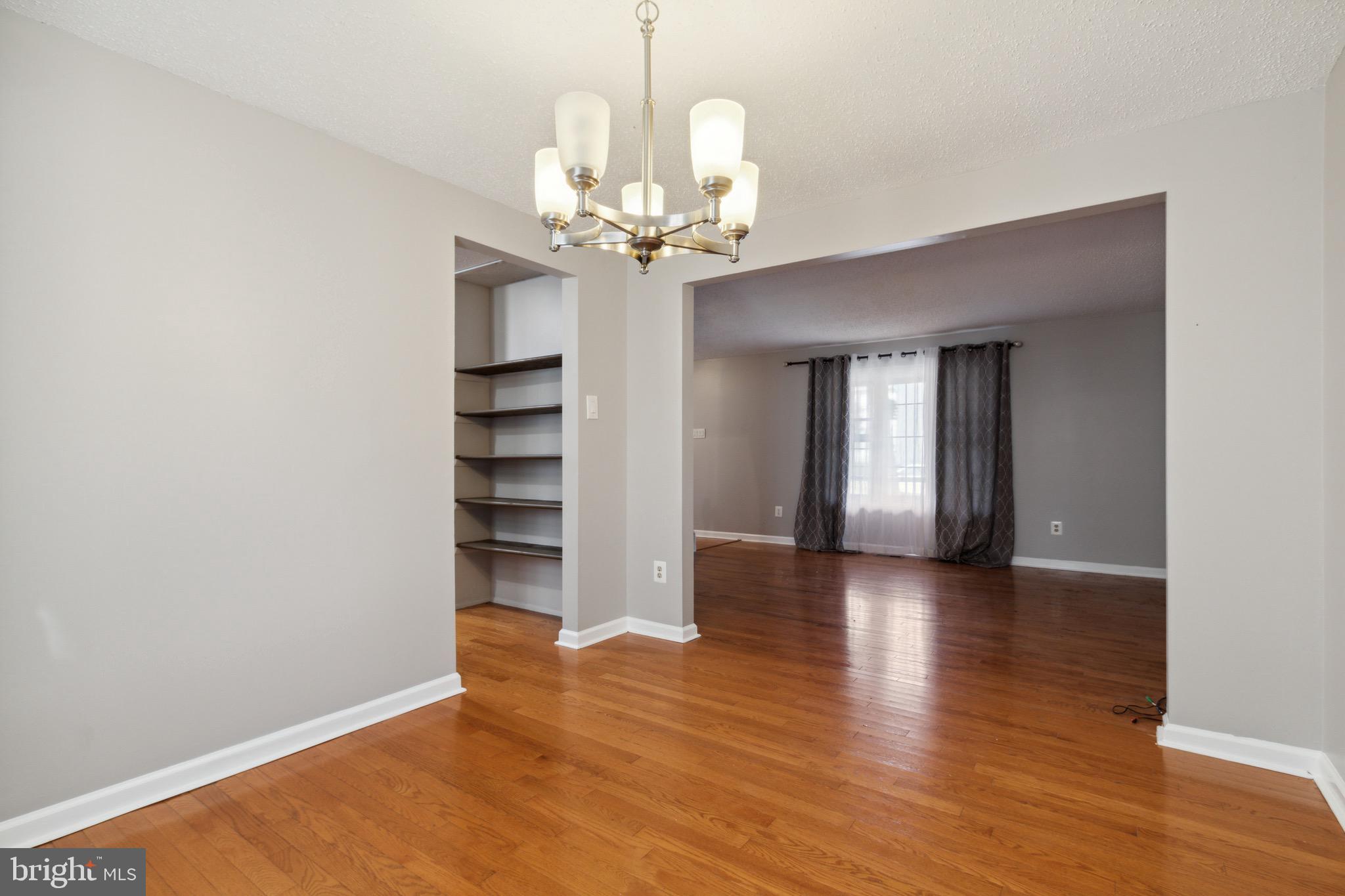 ROLLINGWOOD VILLAGE - Residential Lease