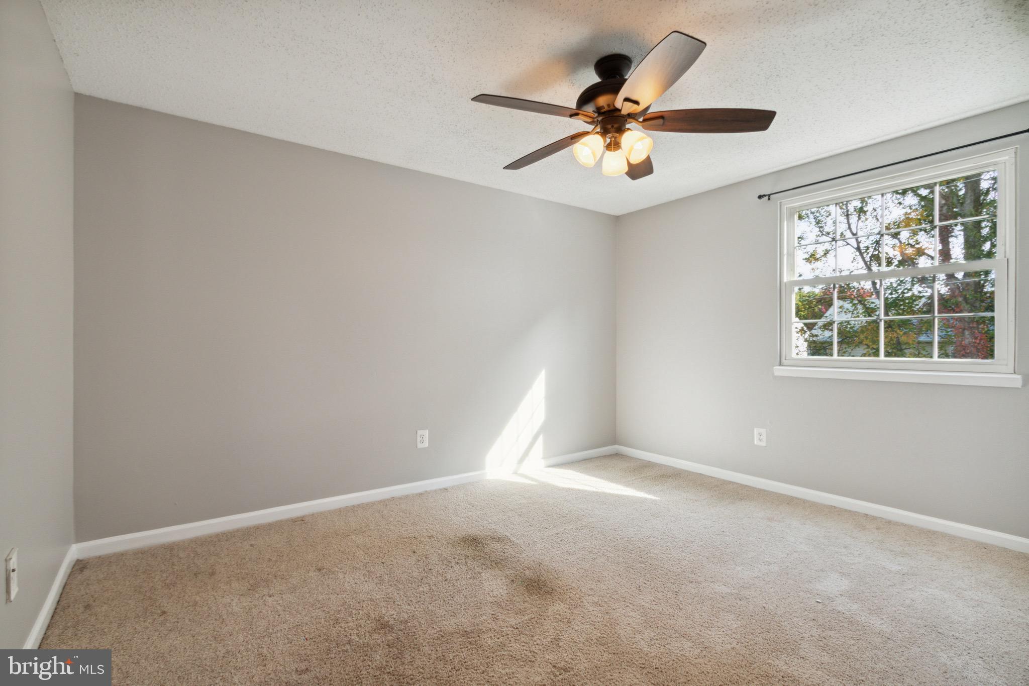 ROLLINGWOOD VILLAGE - Residential Lease