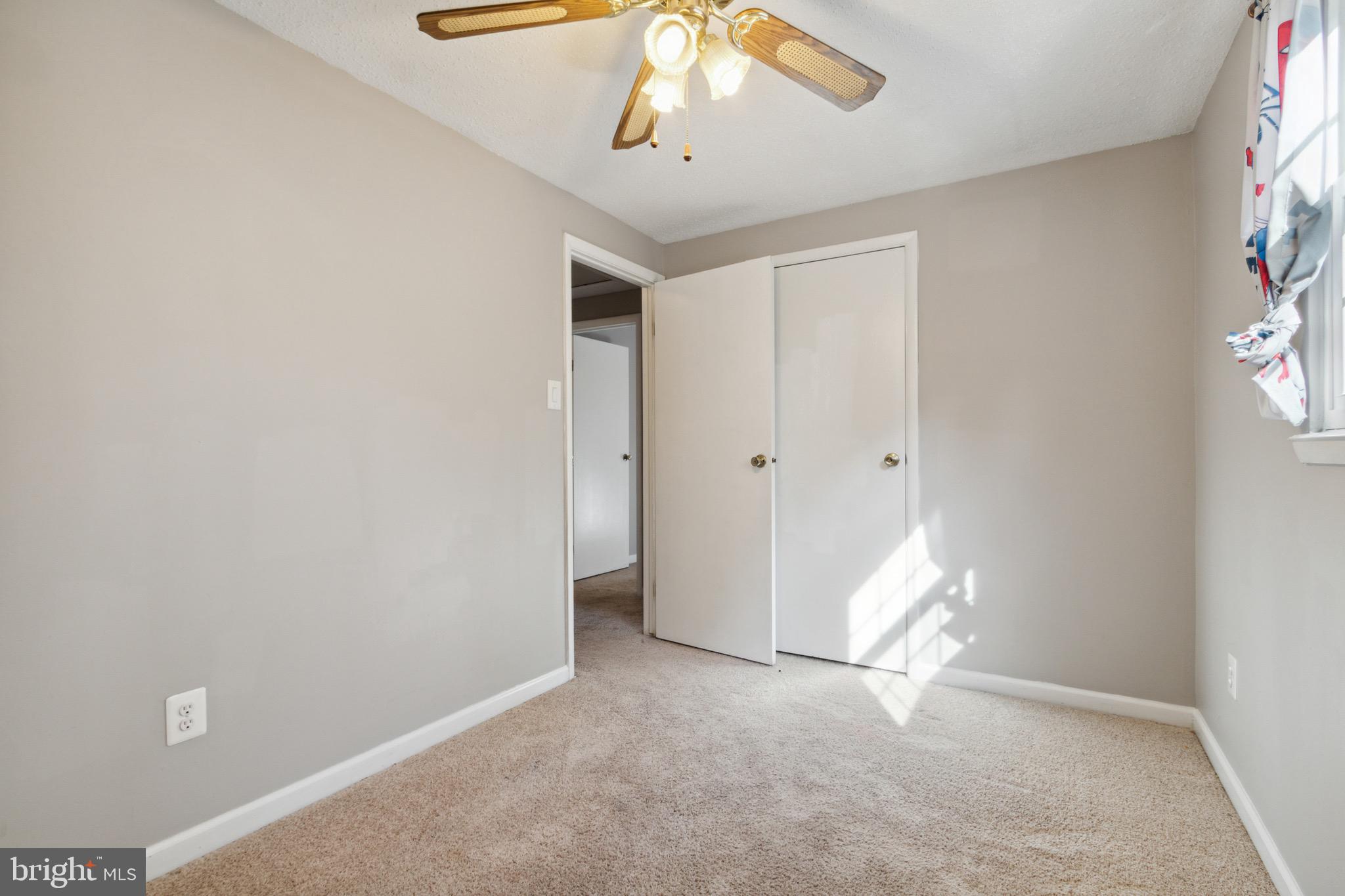 ROLLINGWOOD VILLAGE - Residential Lease