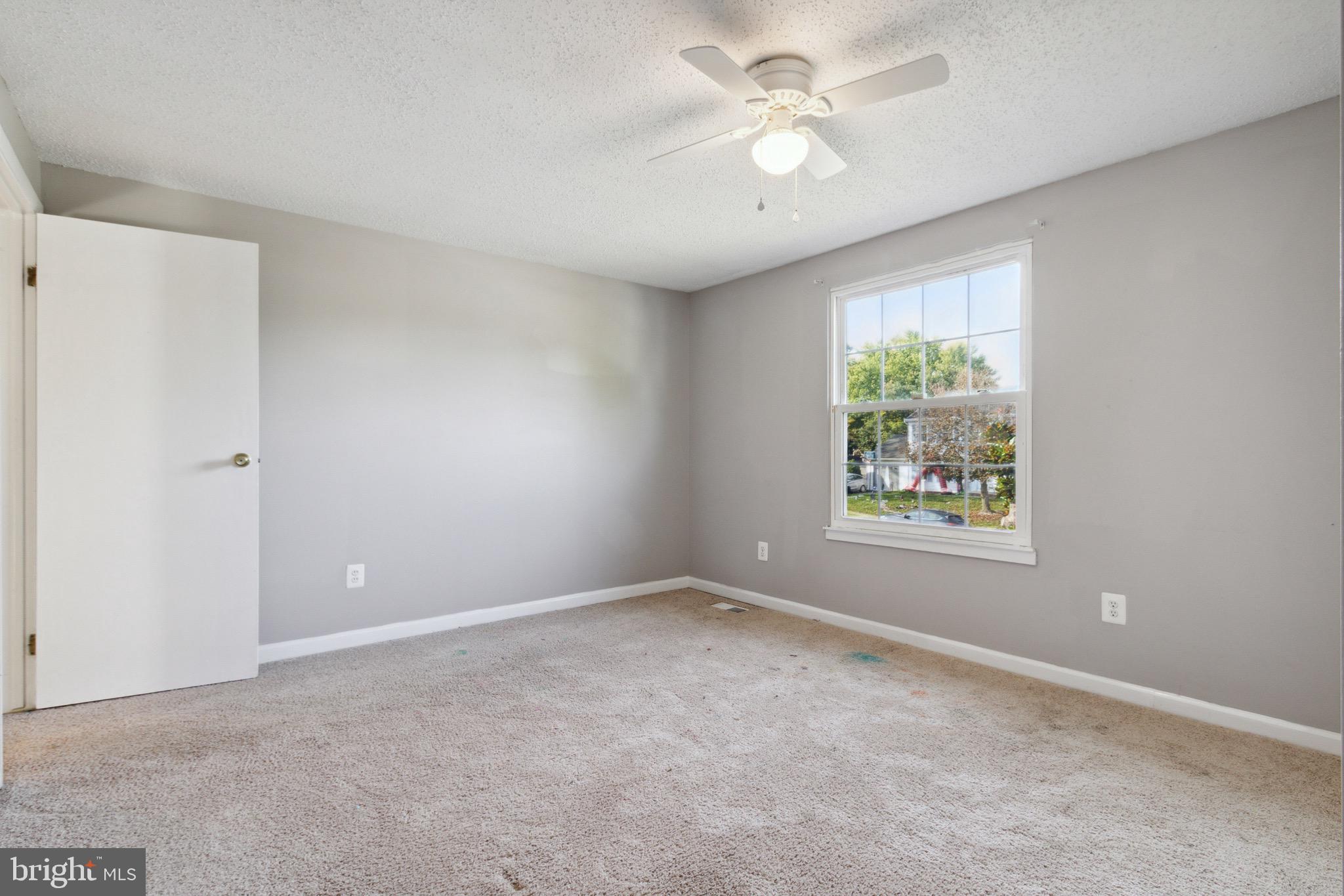 ROLLINGWOOD VILLAGE - Residential Lease