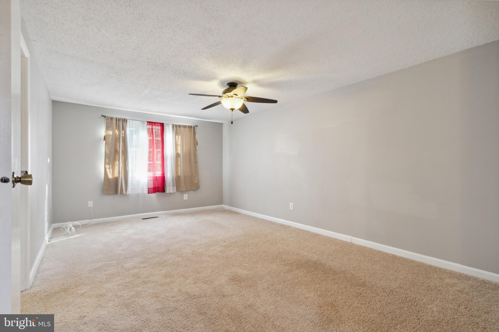 ROLLINGWOOD VILLAGE - Residential Lease