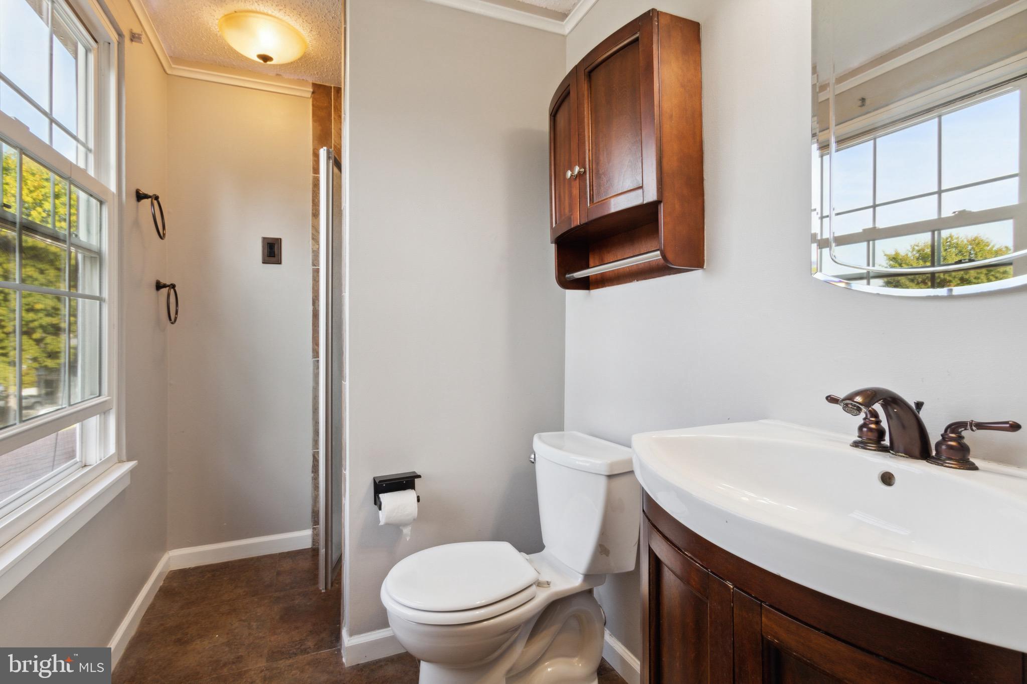 ROLLINGWOOD VILLAGE - Residential Lease