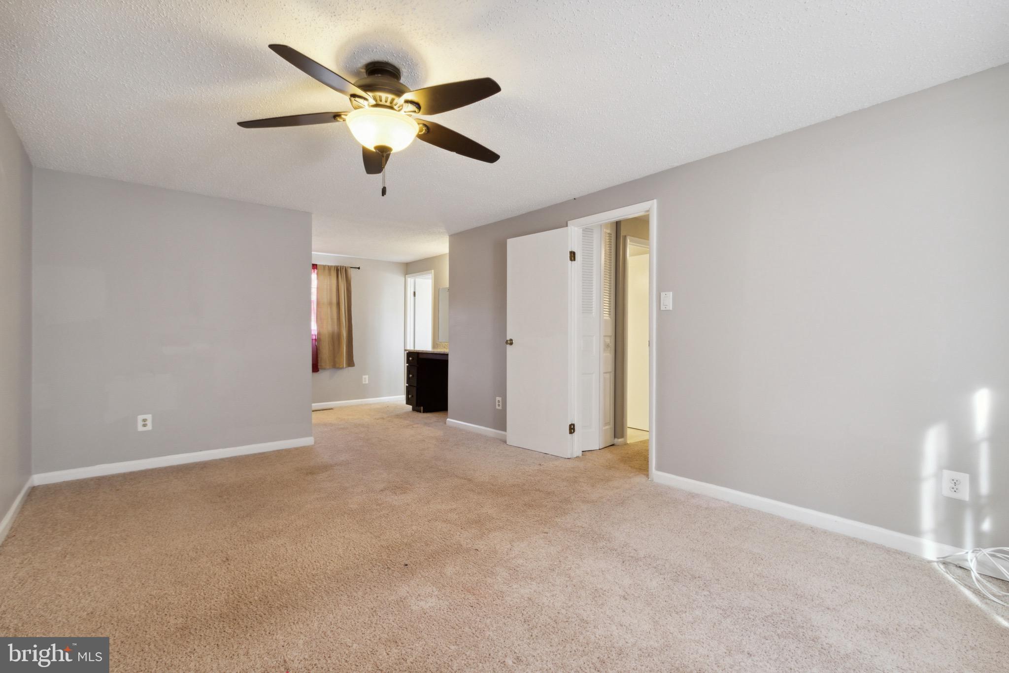 ROLLINGWOOD VILLAGE - Residential Lease