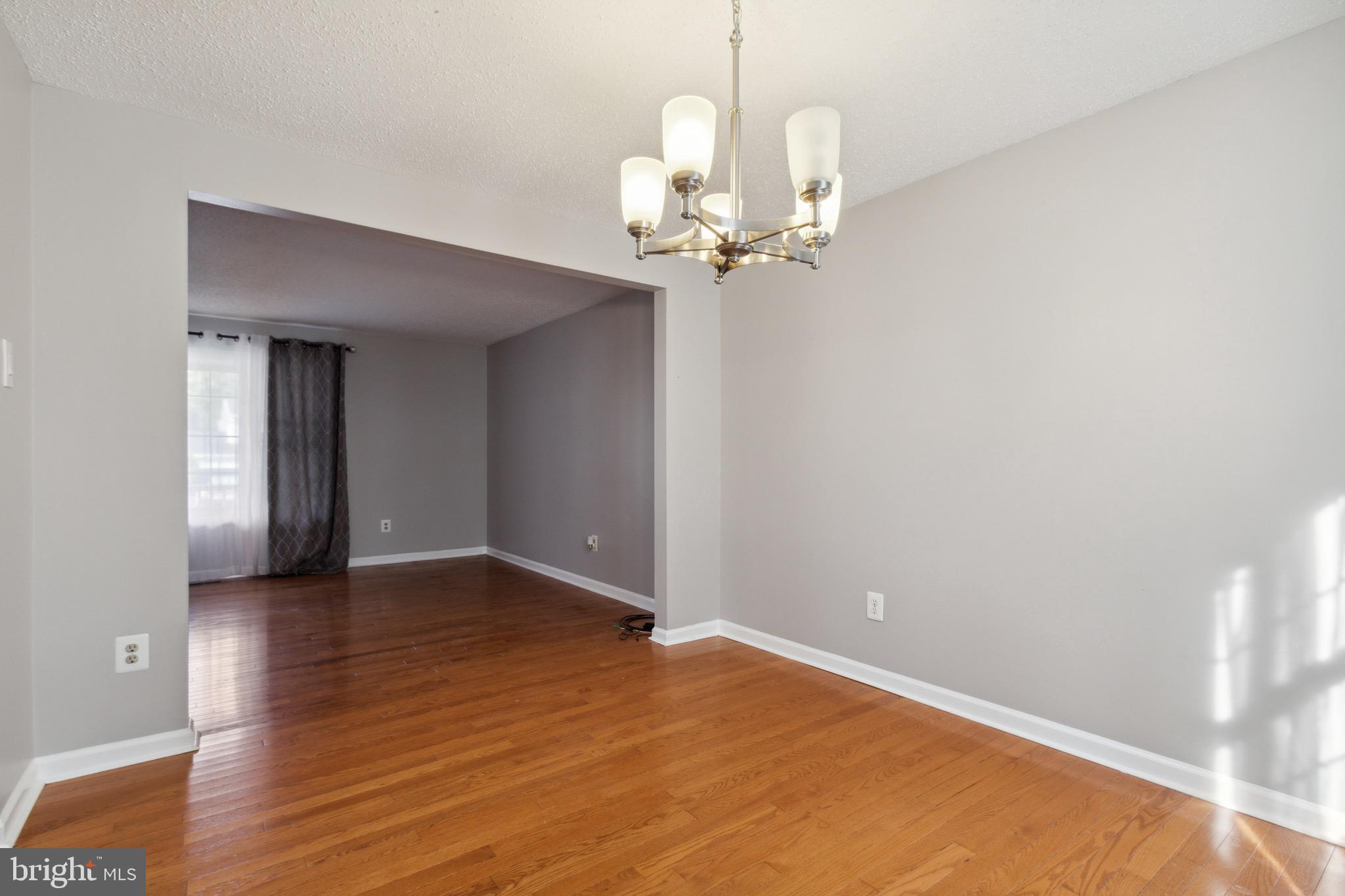 ROLLINGWOOD VILLAGE - Residential Lease