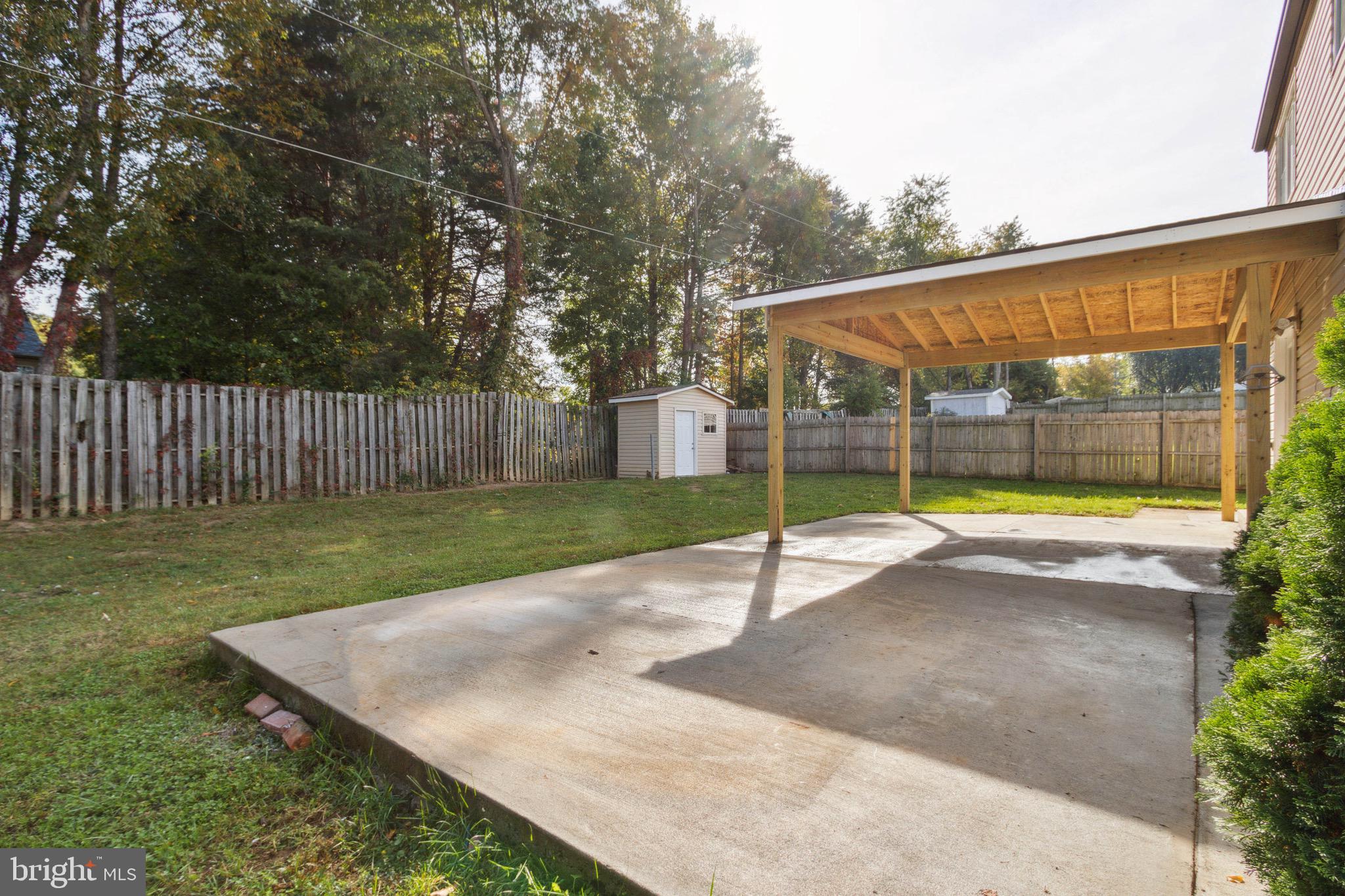 ROLLINGWOOD VILLAGE - Residential Lease