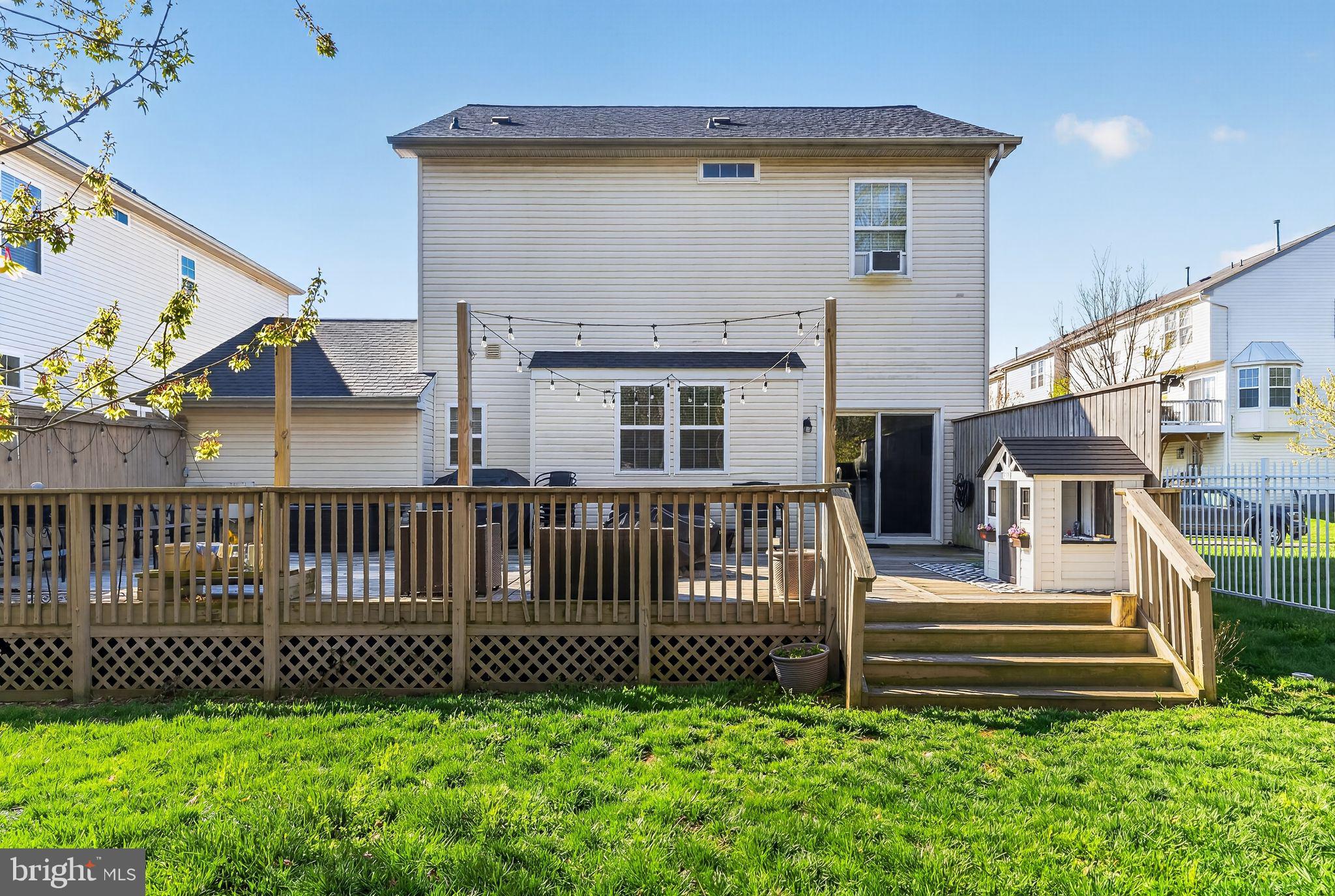 ELKRIDGE HEIGHTS - Residential