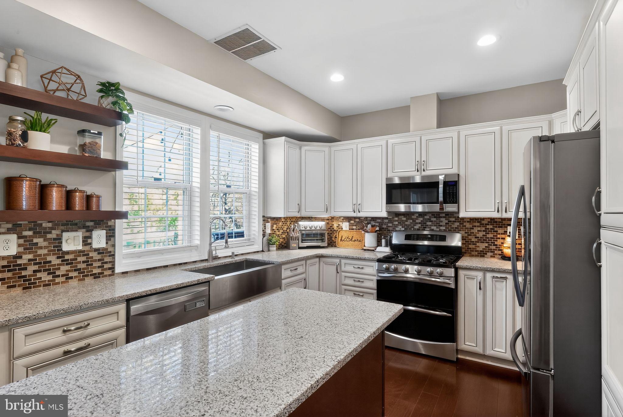 ELKRIDGE HEIGHTS - Residential