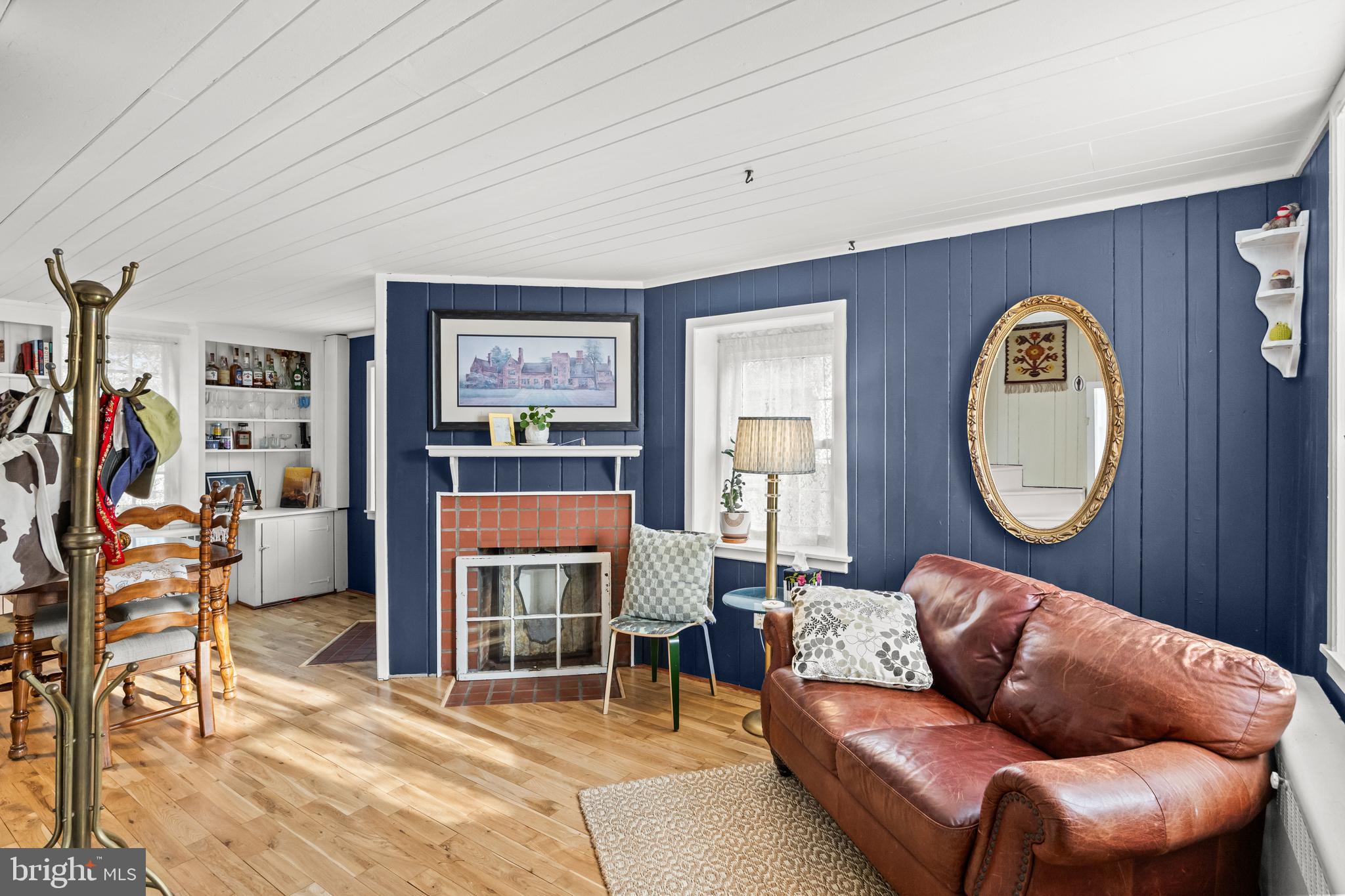 2408 NEW ALBANY ROAD