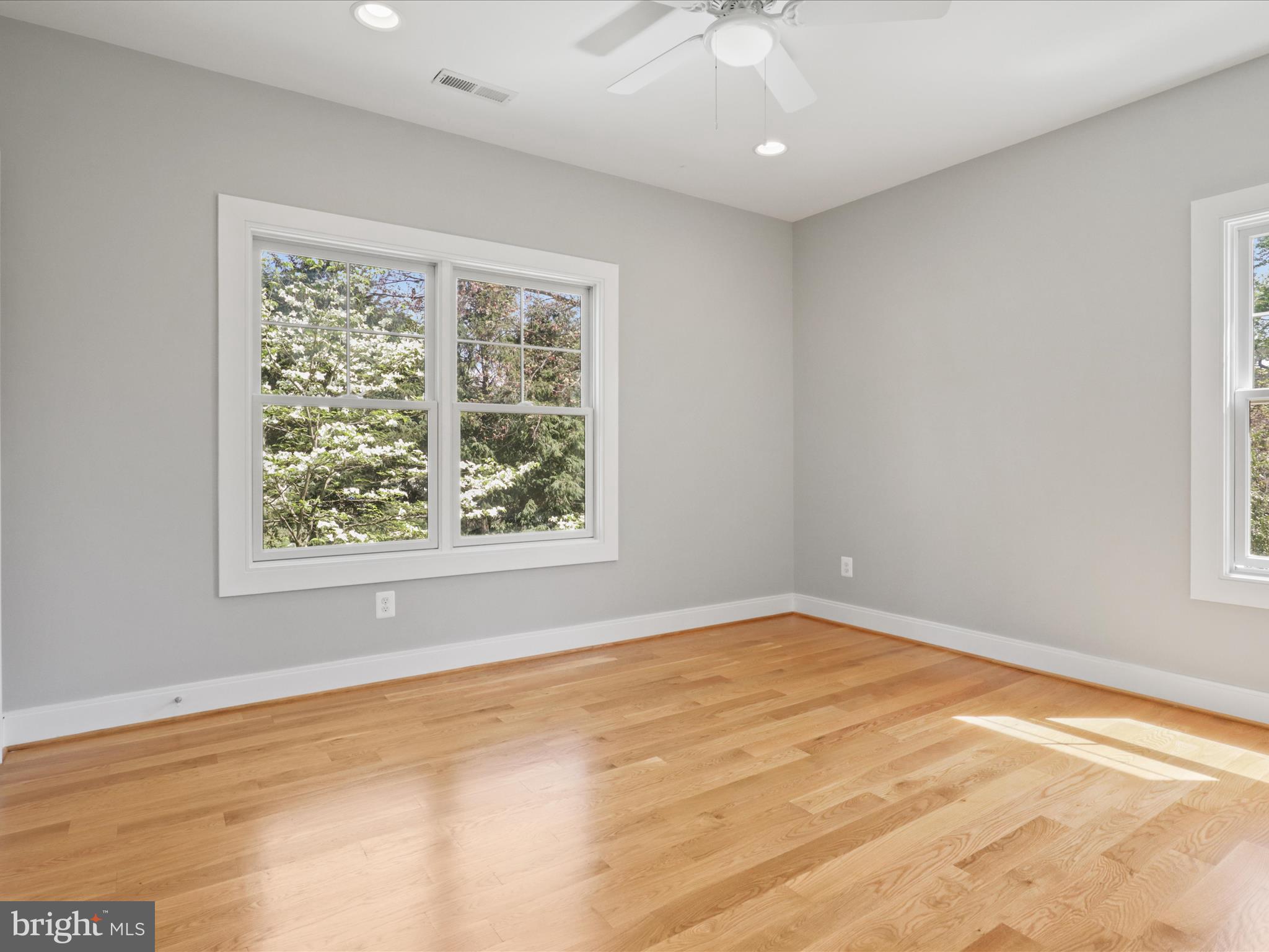 NEW ALEXANDRIA - Residential