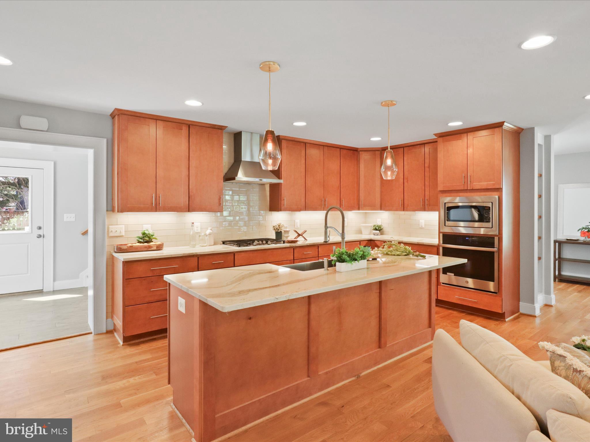 NEW ALEXANDRIA - Residential