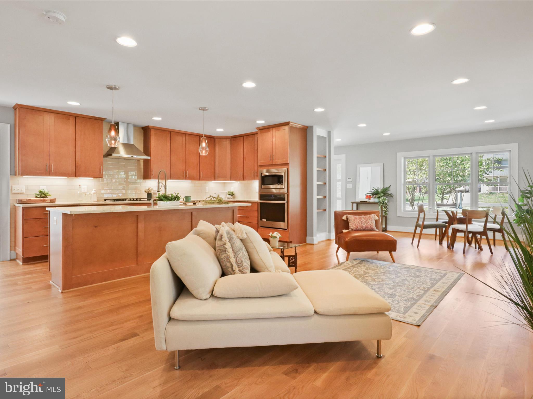 NEW ALEXANDRIA - Residential