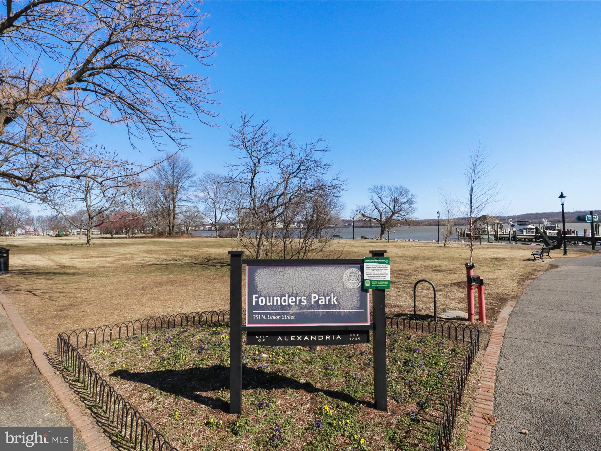 NEW ALEXANDRIA - Residential