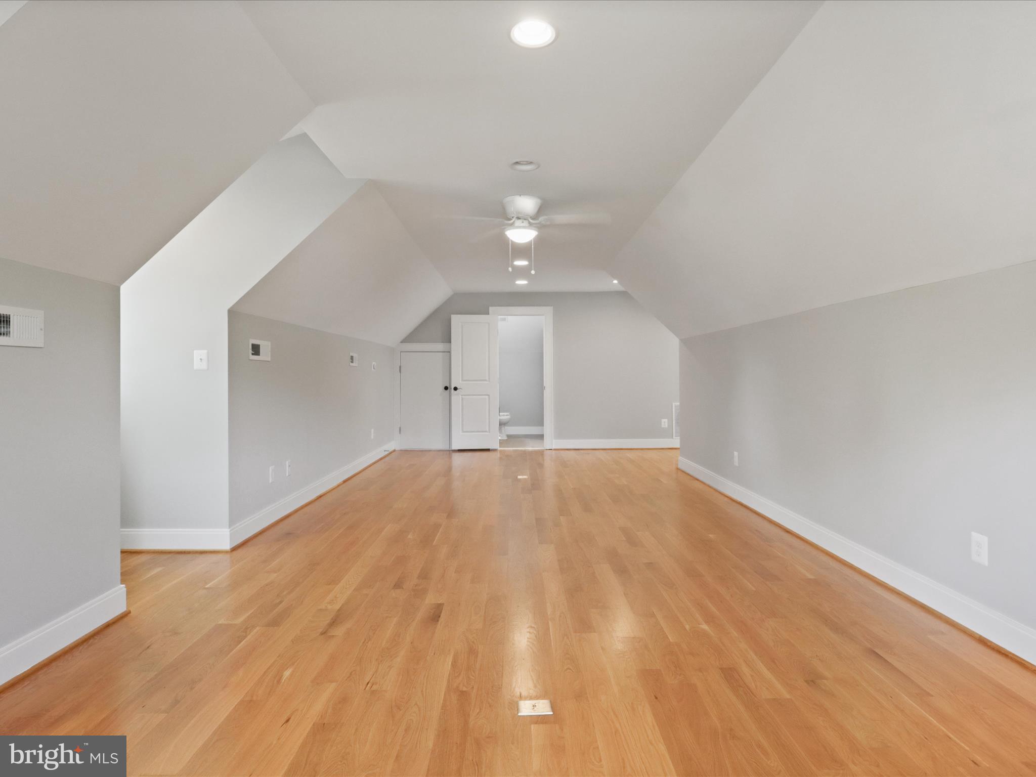 NEW ALEXANDRIA - Residential