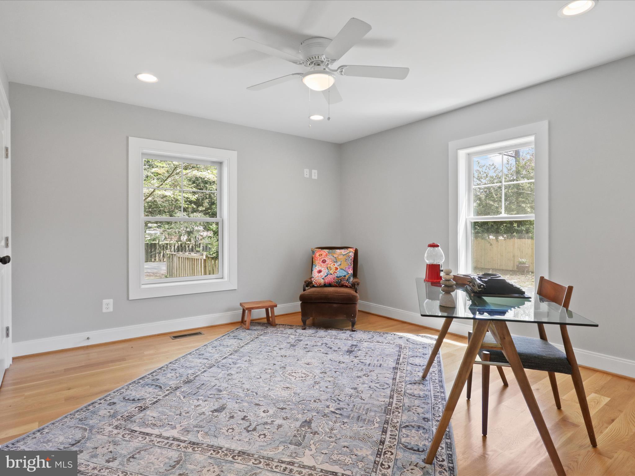 NEW ALEXANDRIA - Residential