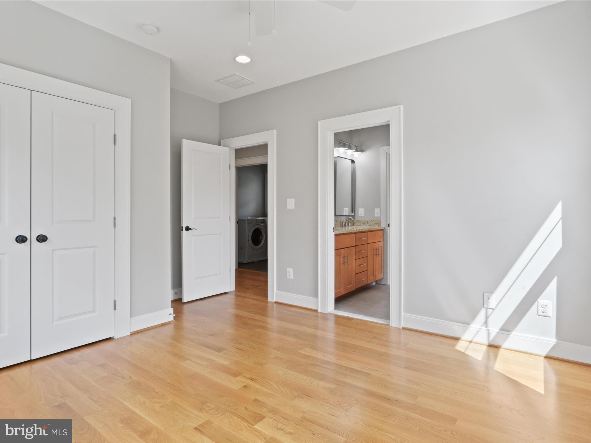 NEW ALEXANDRIA - Residential