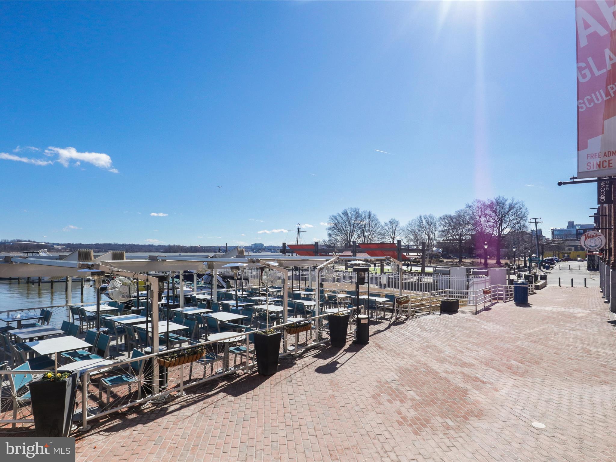 NEW ALEXANDRIA - Residential