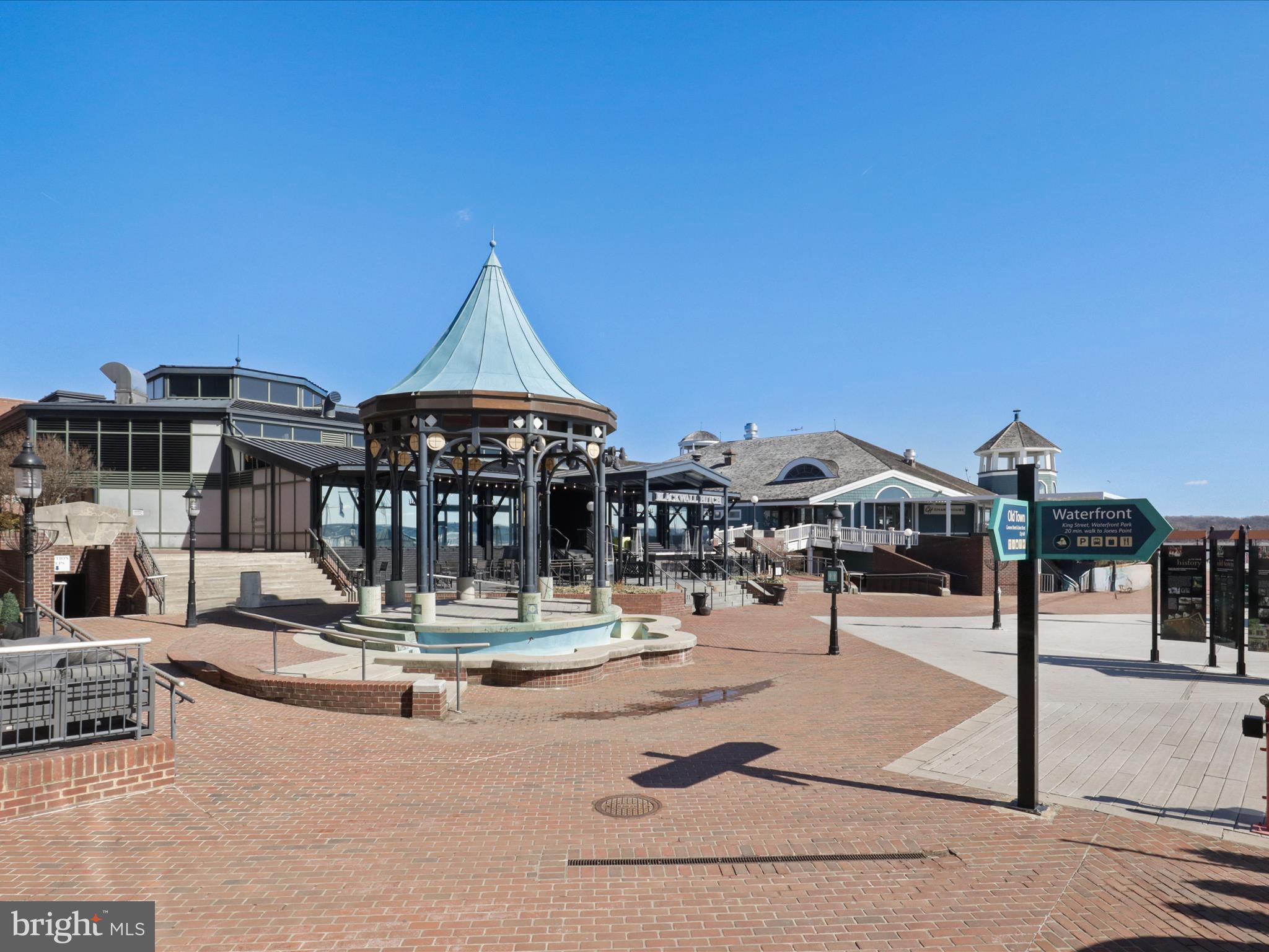 NEW ALEXANDRIA - Residential