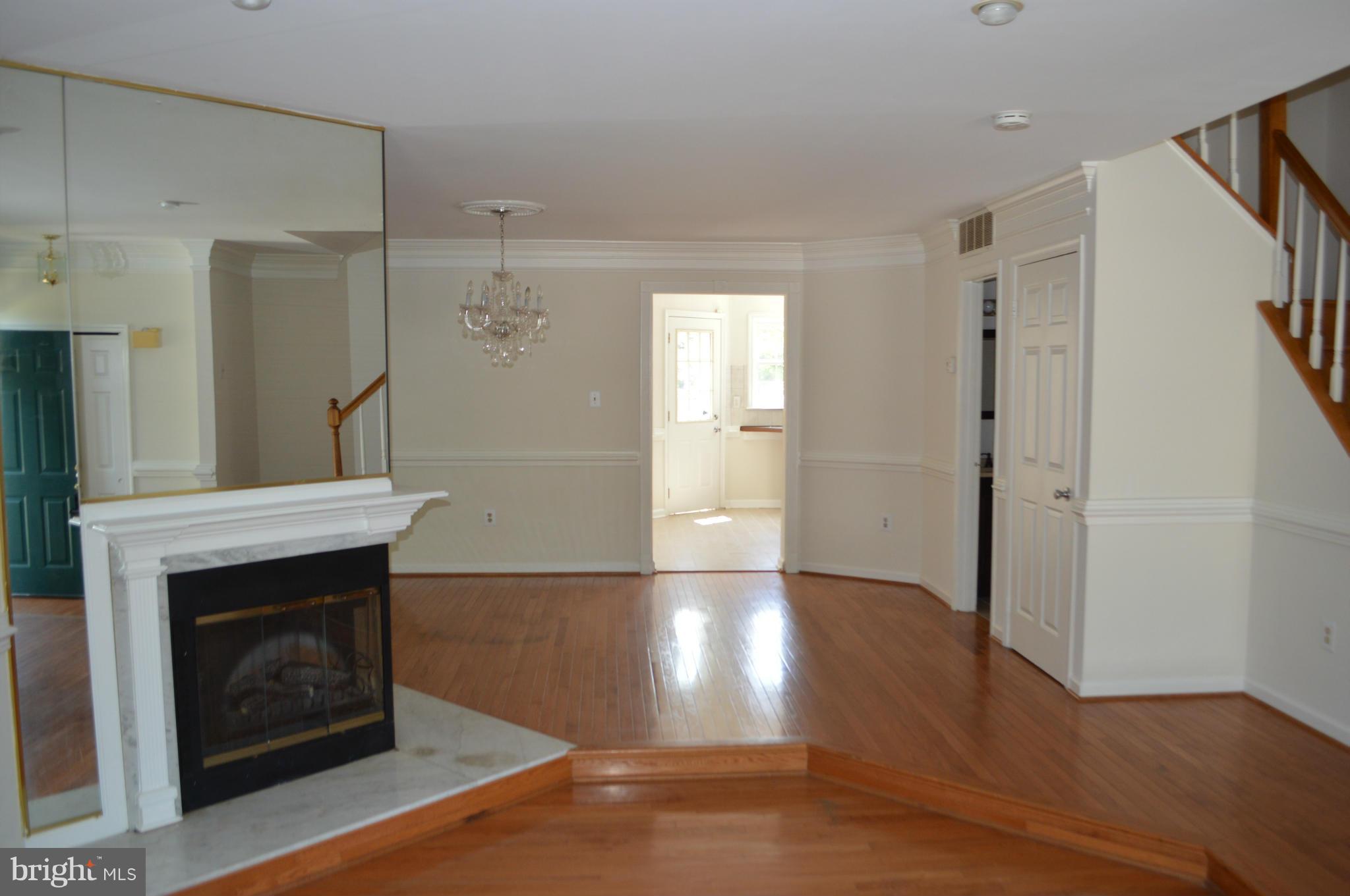 LAKE RIDGE - Residential Lease