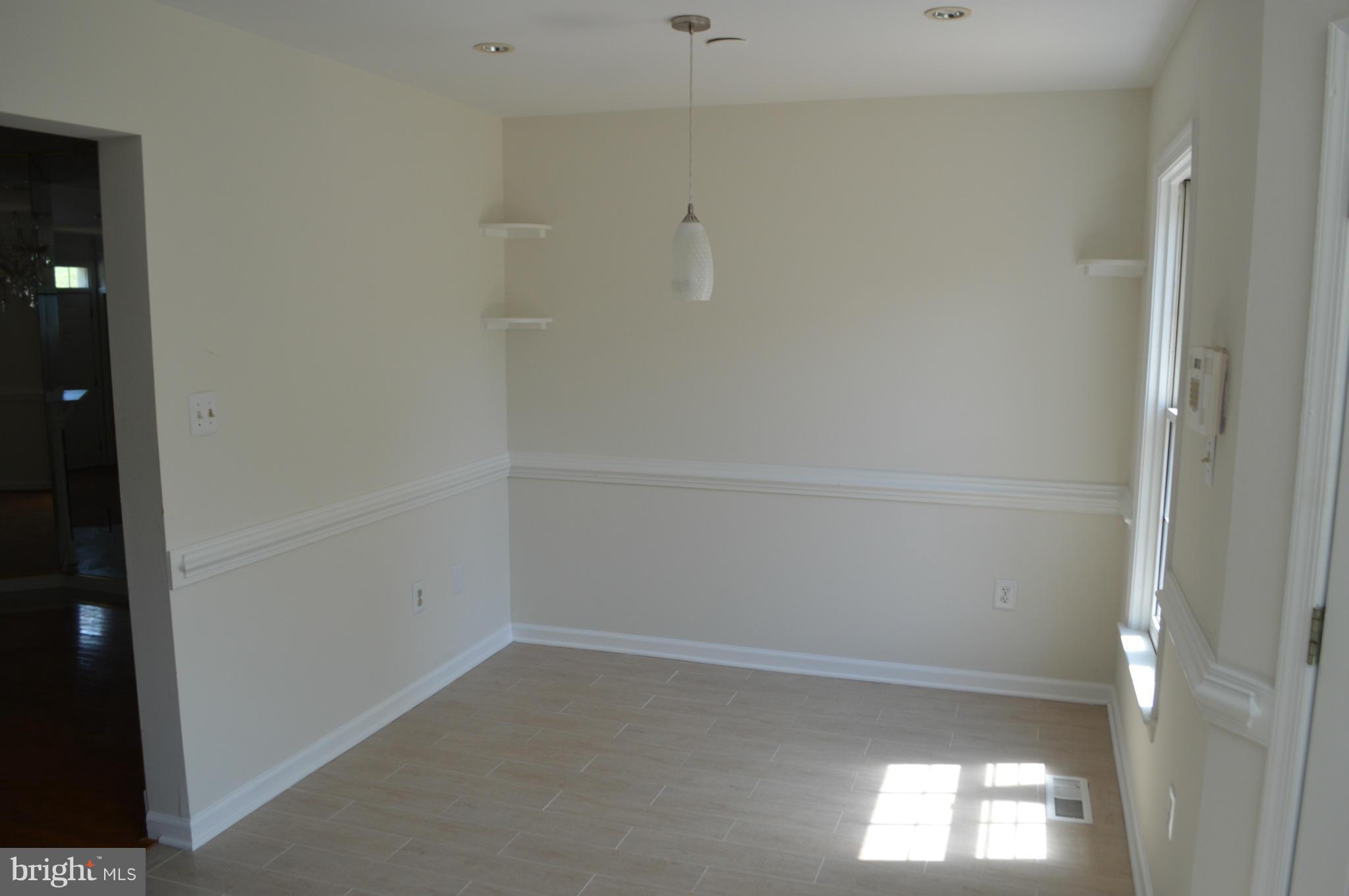 LAKE RIDGE - Residential Lease