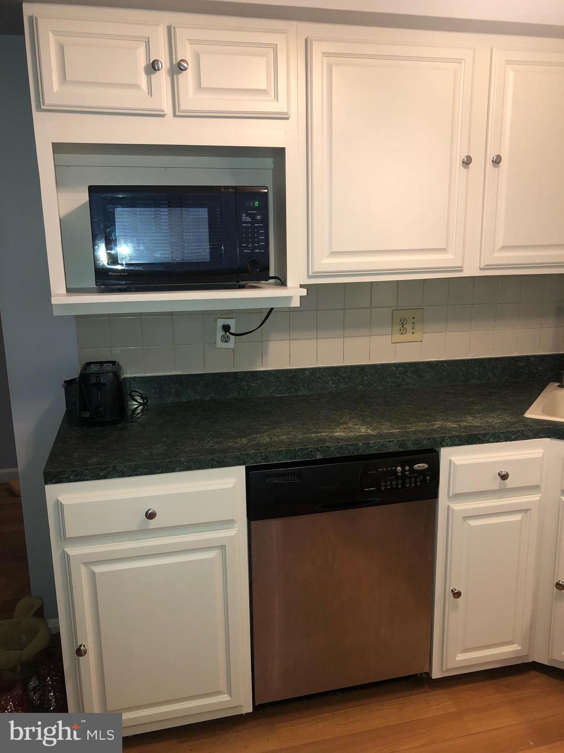 LONDON WOODS - Residential