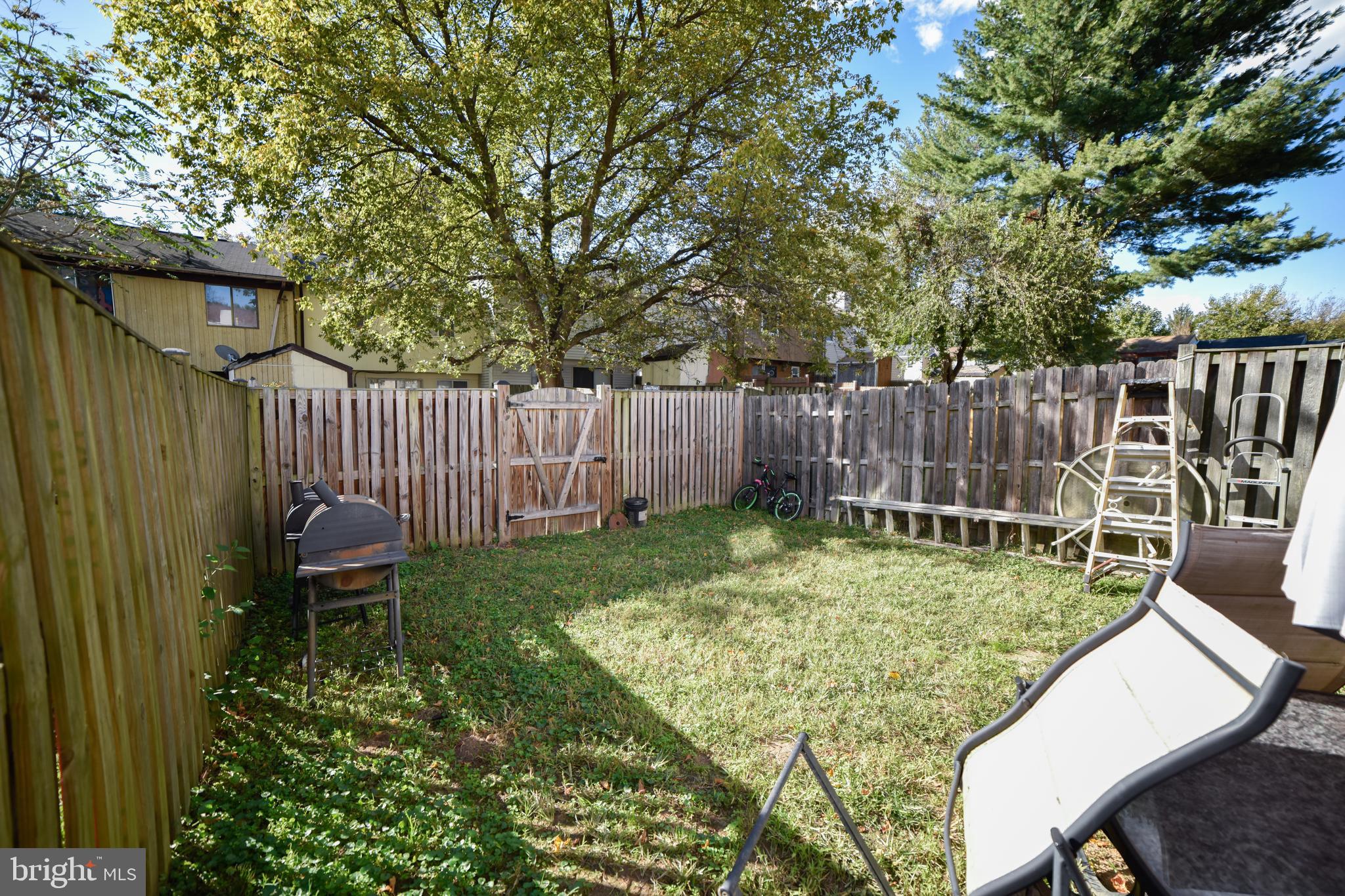 LONDON WOODS - Residential