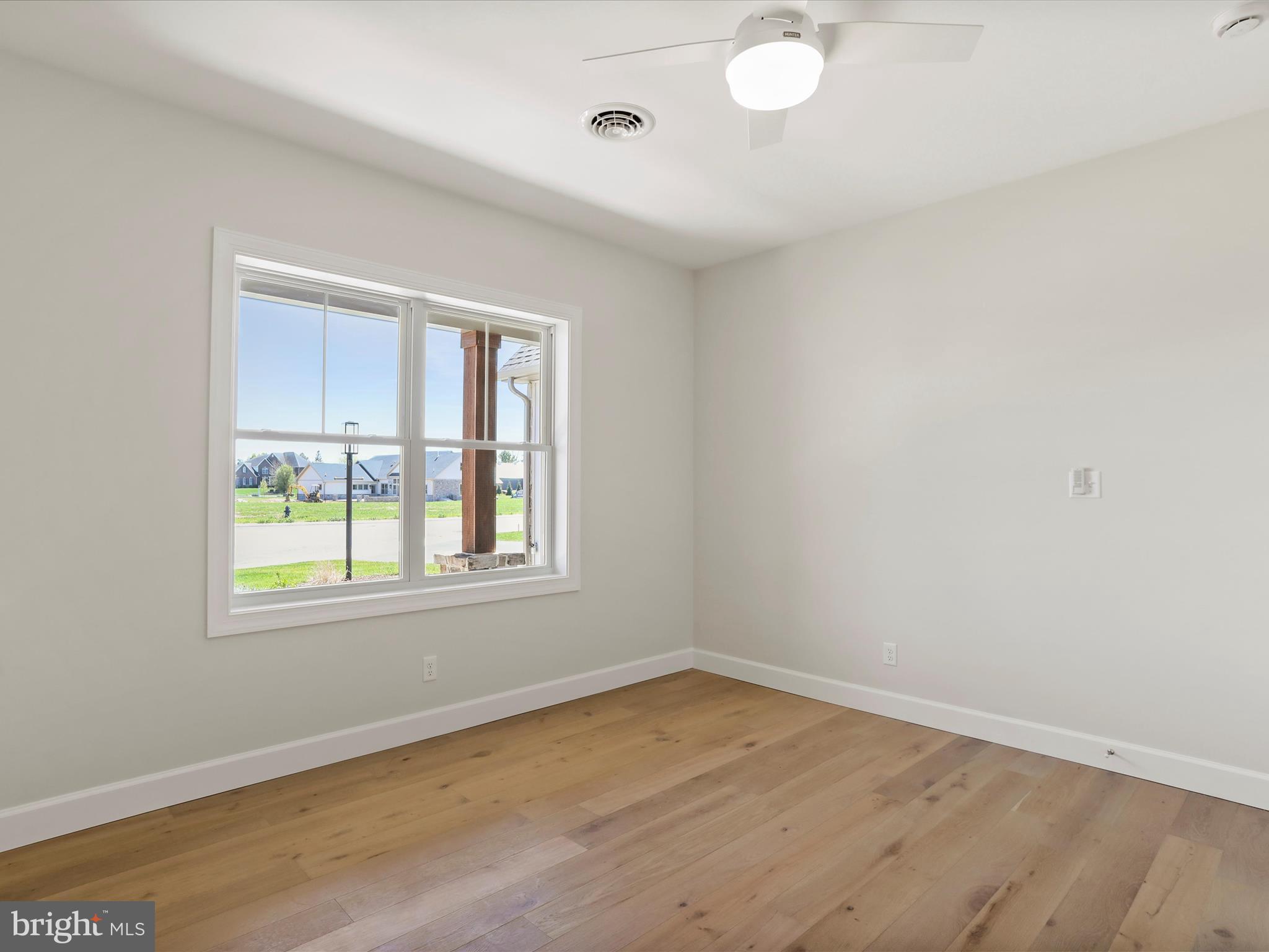 MEADOWBROOK - Residential