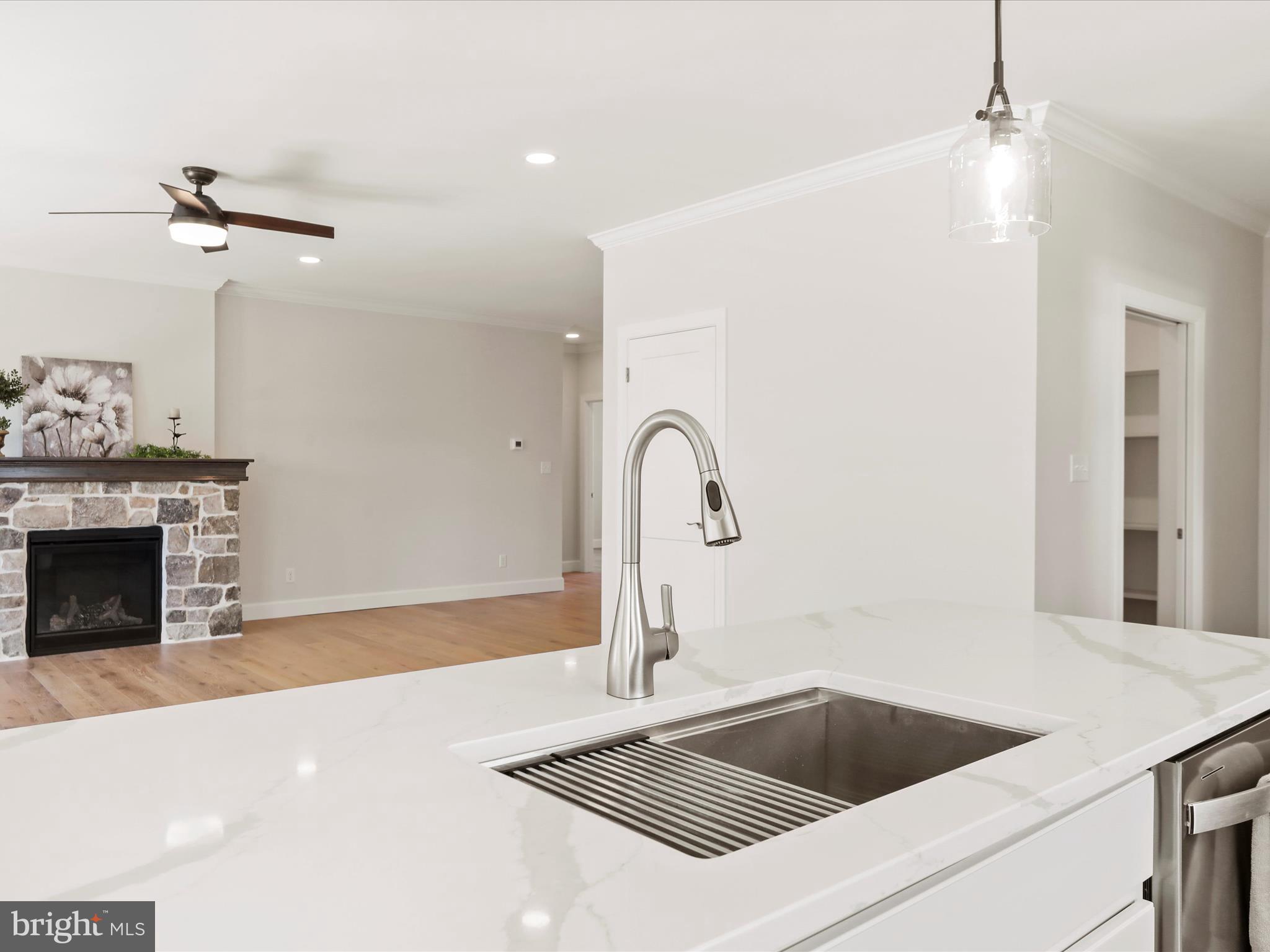 MEADOWBROOK - Residential