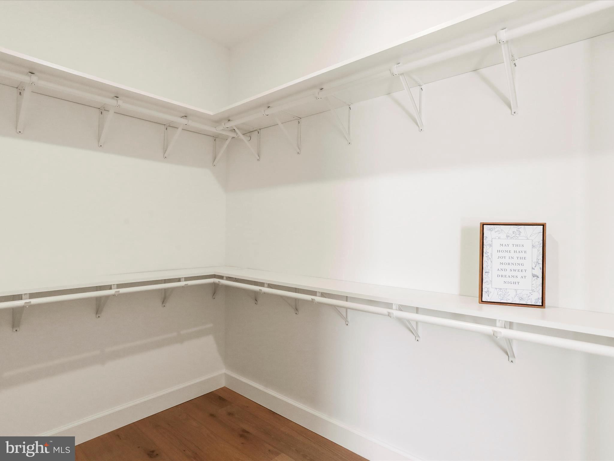 MEADOWBROOK - Residential