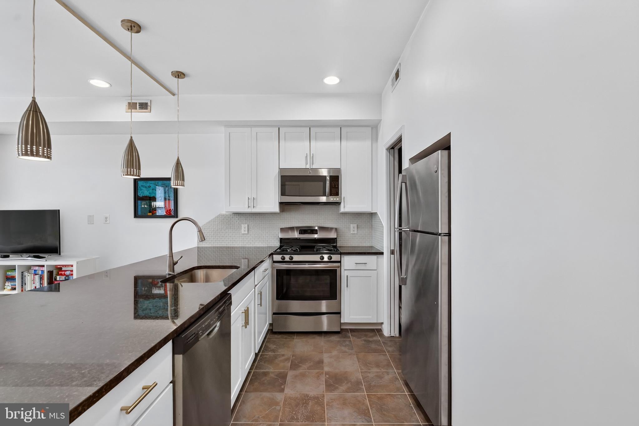 2024 15TH STREET NW 2