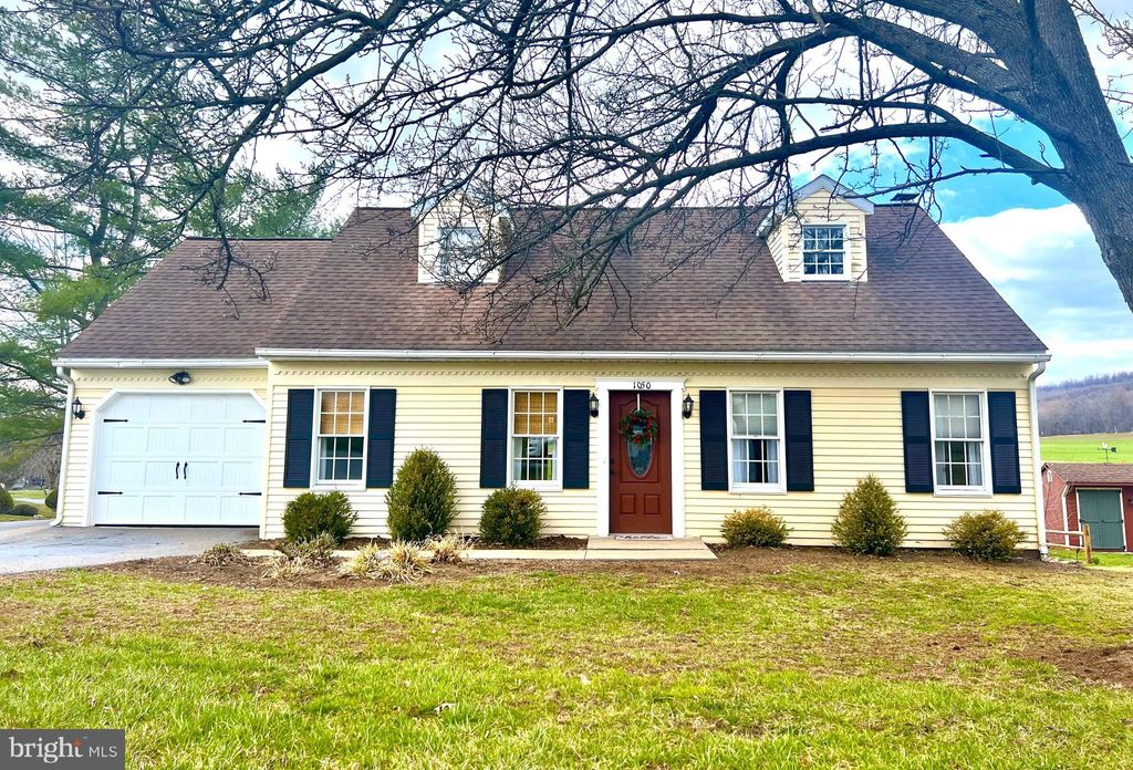 Photo of 1050 Sun Valley Road, STEVENS, PA 17578 (MLS # PALA2066700)