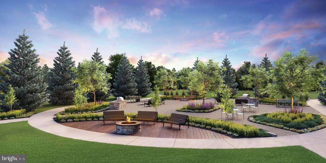 PARKSIDE VILLAGE - Residential