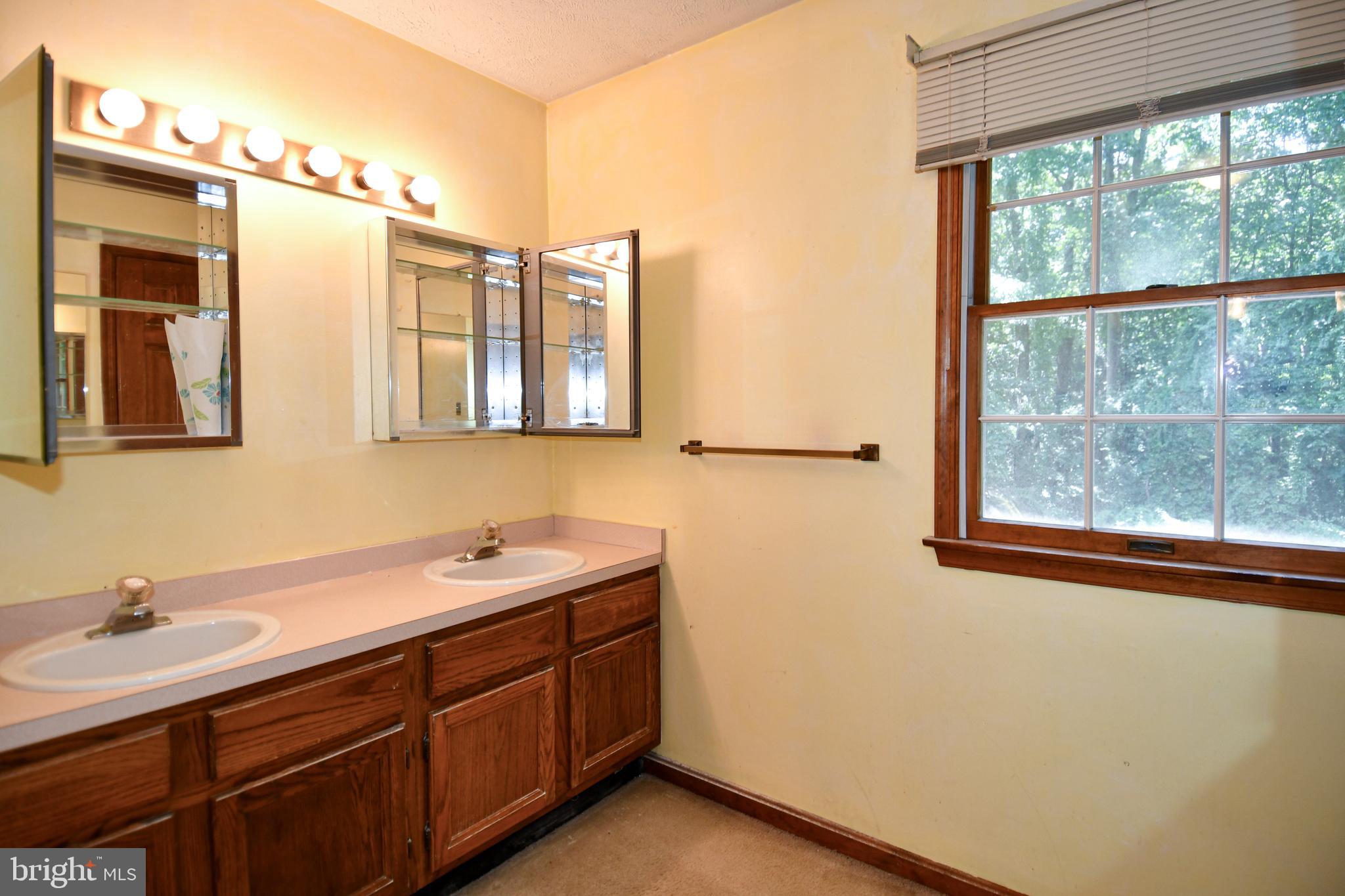 KING GEORGE ESTATES - Residential