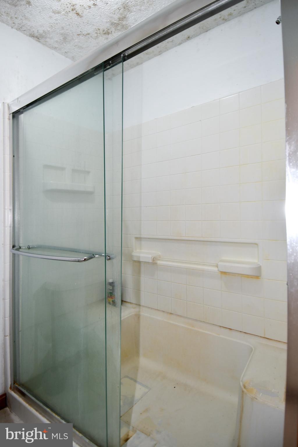 KING GEORGE ESTATES - Residential