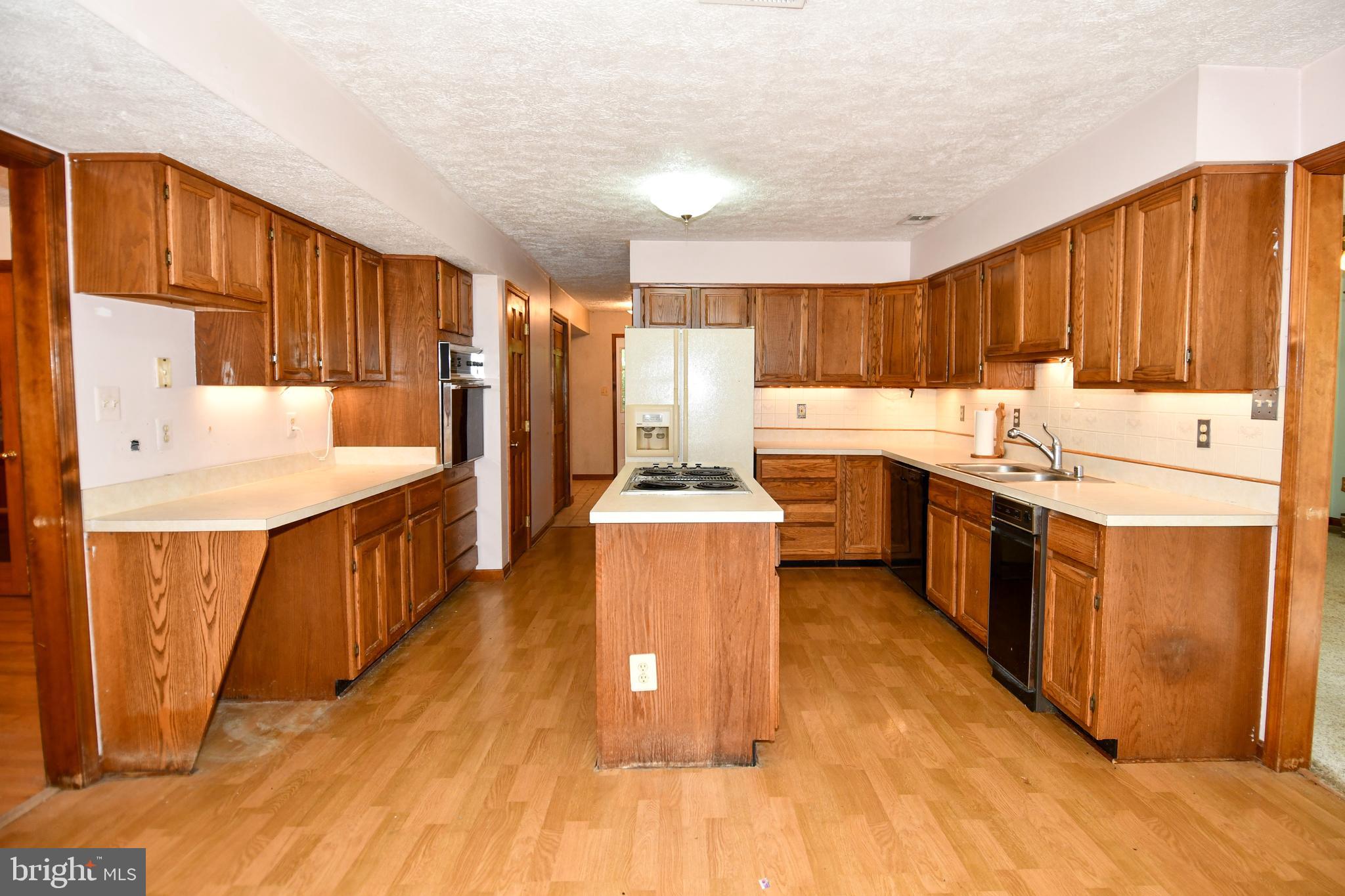 KING GEORGE ESTATES - Residential