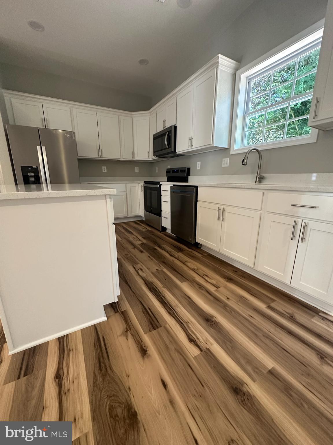 YORKSHIRE ACRES - Residential