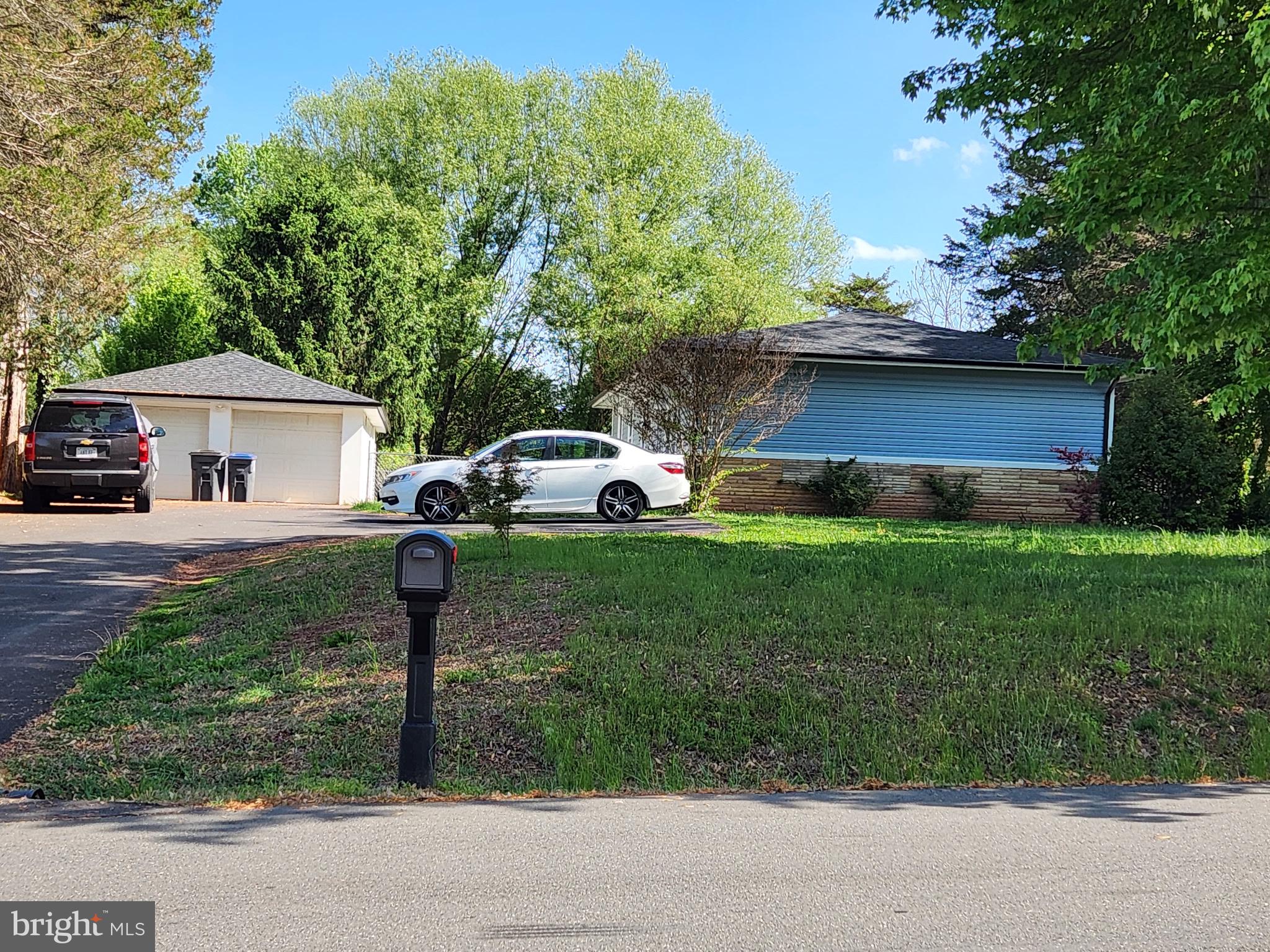 YORKSHIRE ACRES - Residential