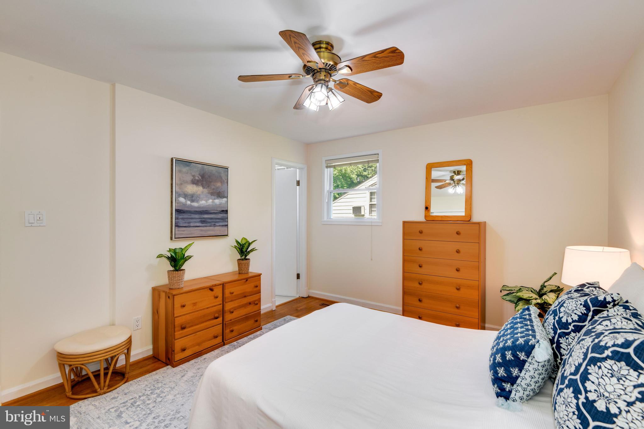 MAPLEWOOD MANOR - Residential