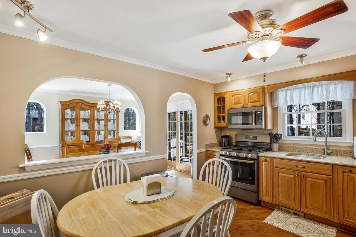 TWIN HARBORS - Residential