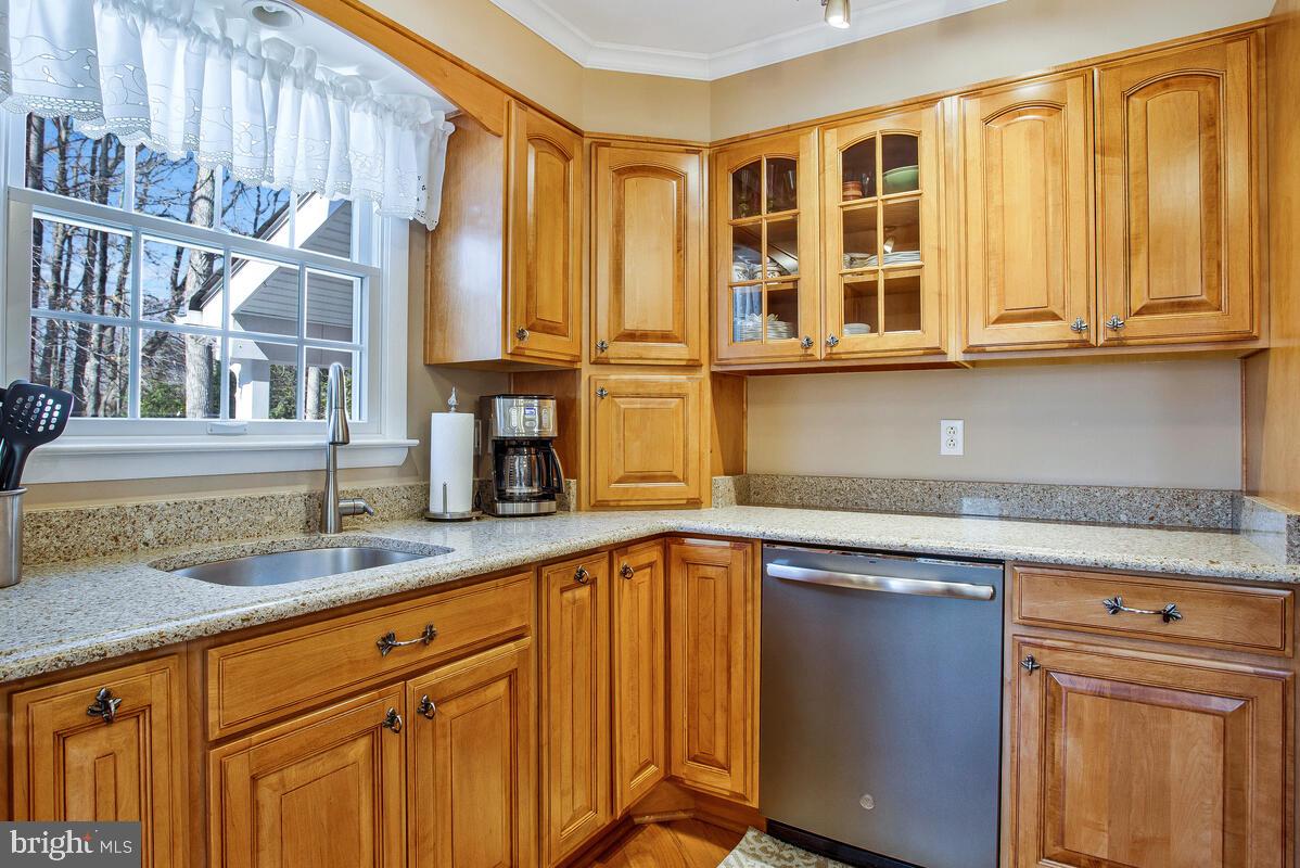 TWIN HARBORS - Residential