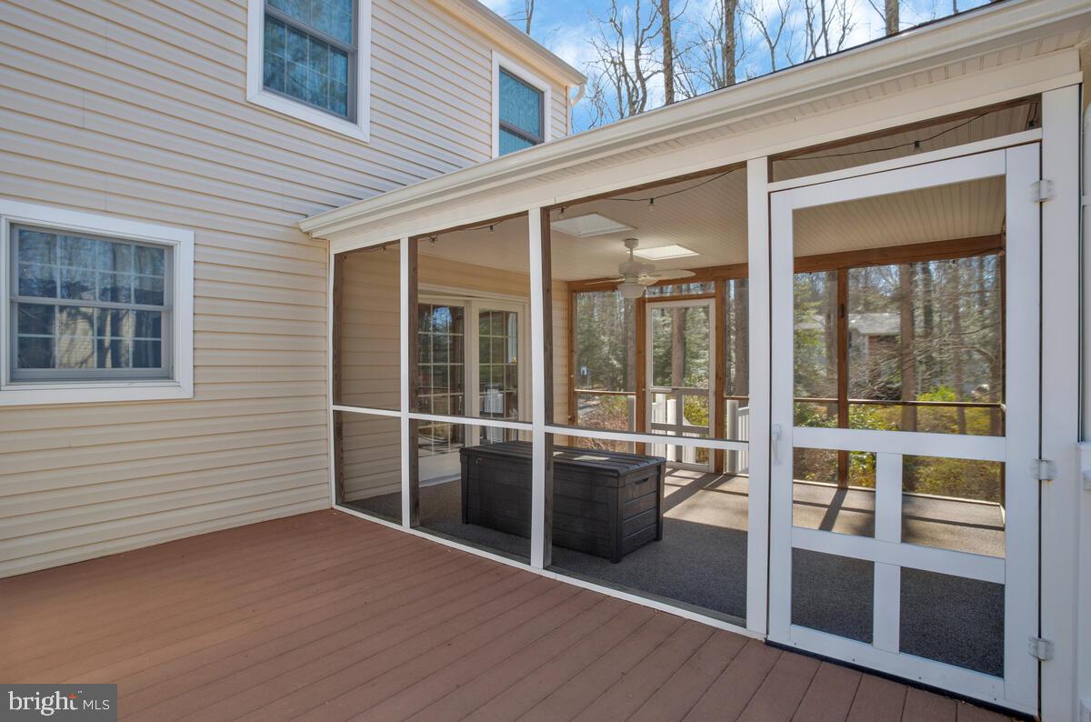 TWIN HARBORS - Residential