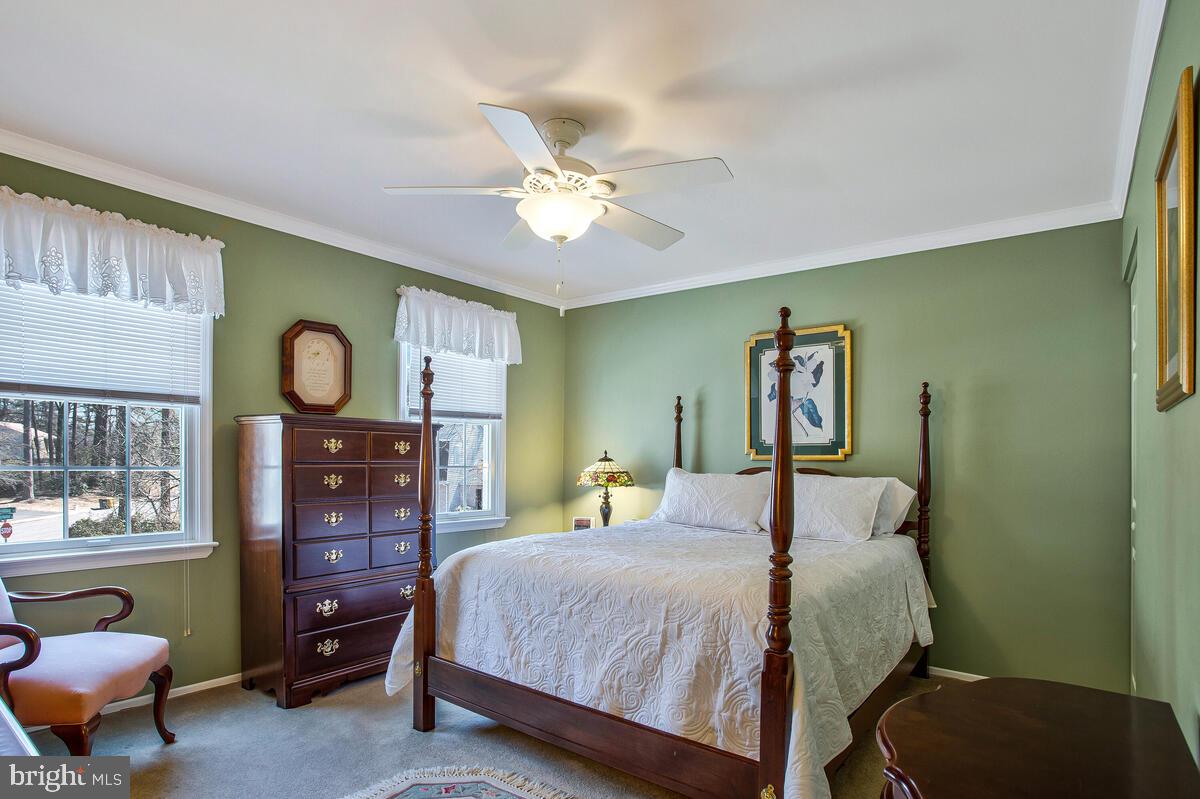 TWIN HARBORS - Residential