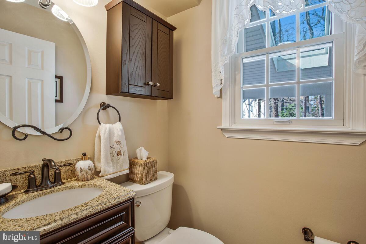 TWIN HARBORS - Residential