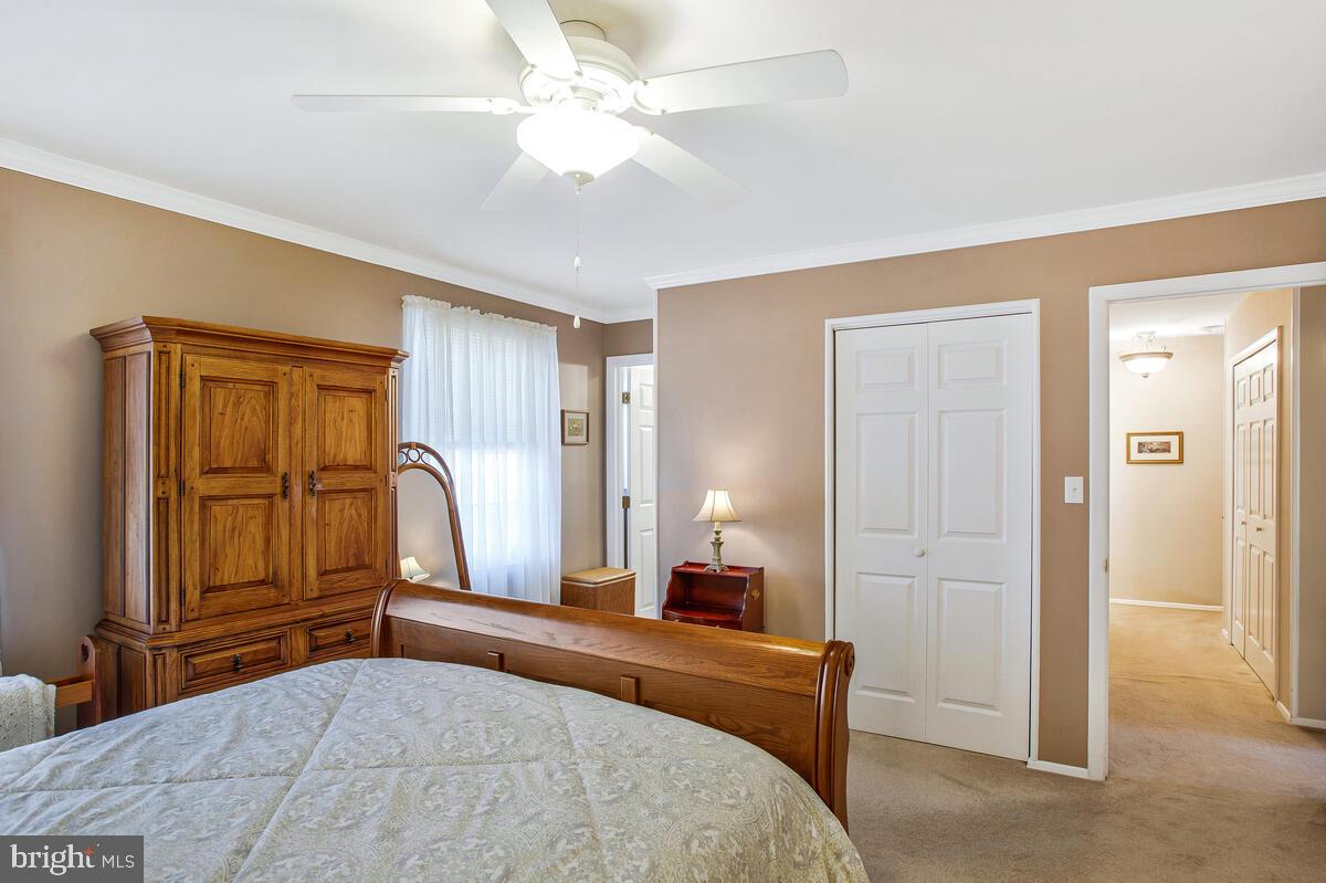 TWIN HARBORS - Residential